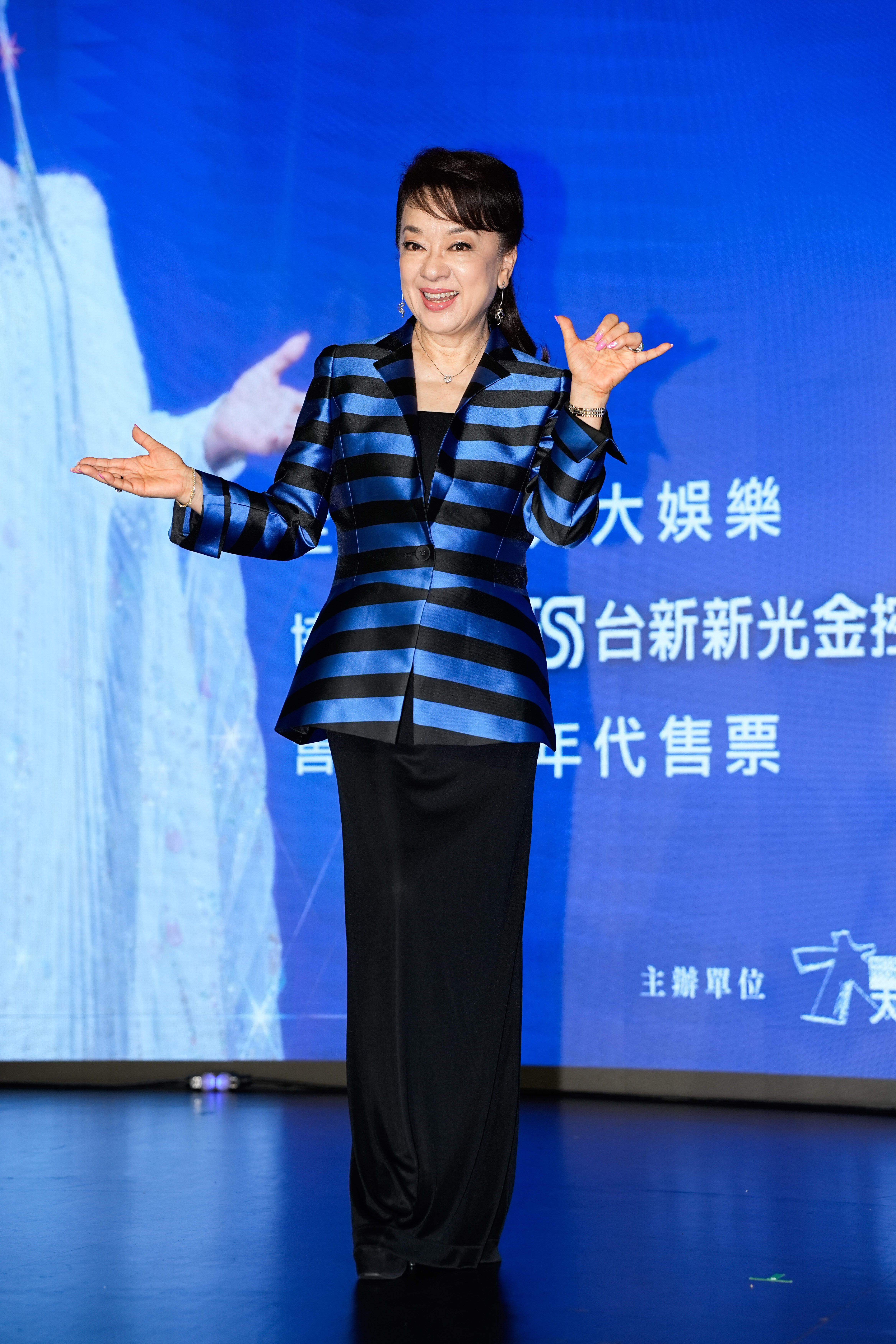 翁倩玉迎接出道60週年,76歲的她希望持續唱到人生沒有遺憾。