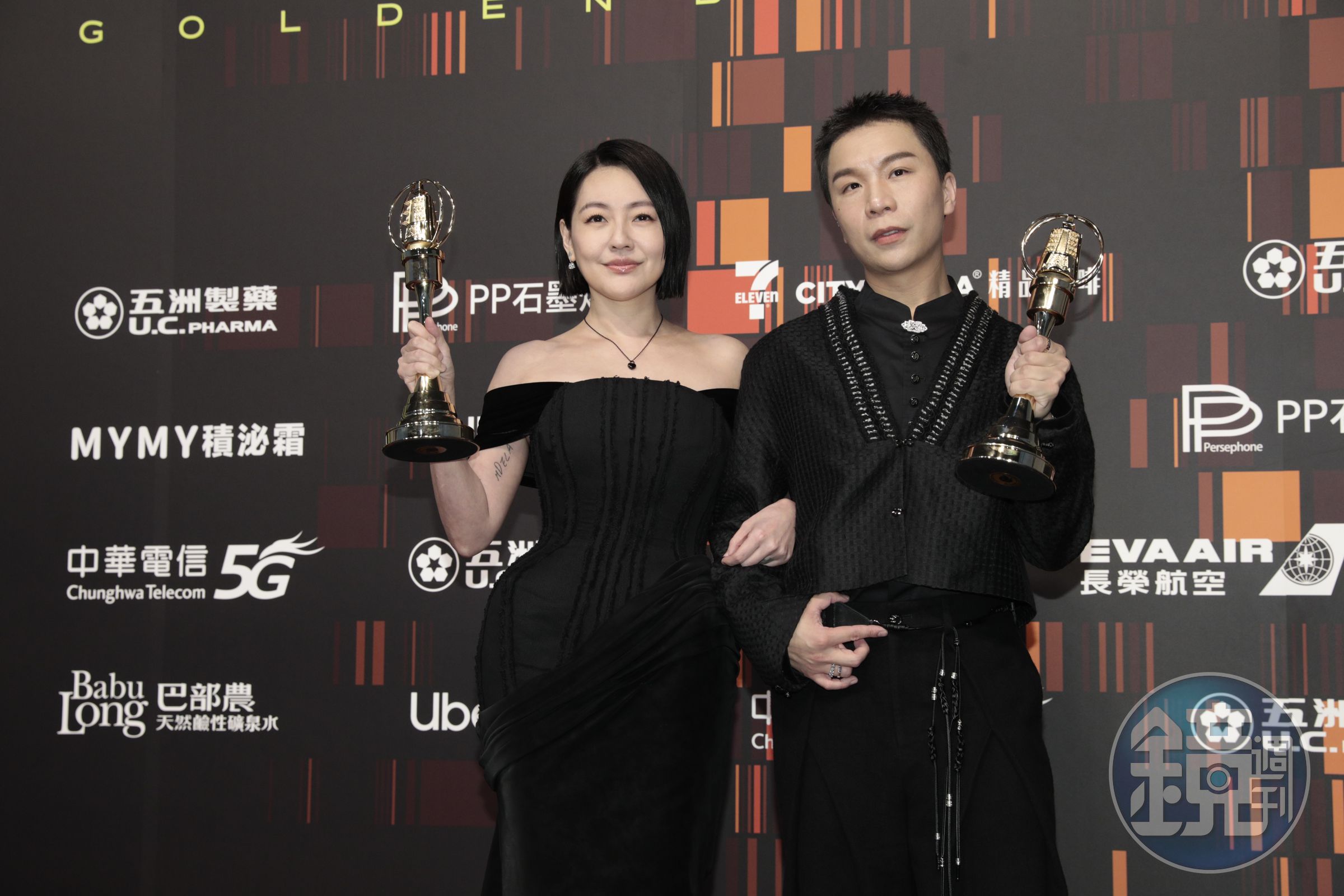小S和派翠克奪下綜藝節目主持人獎。
