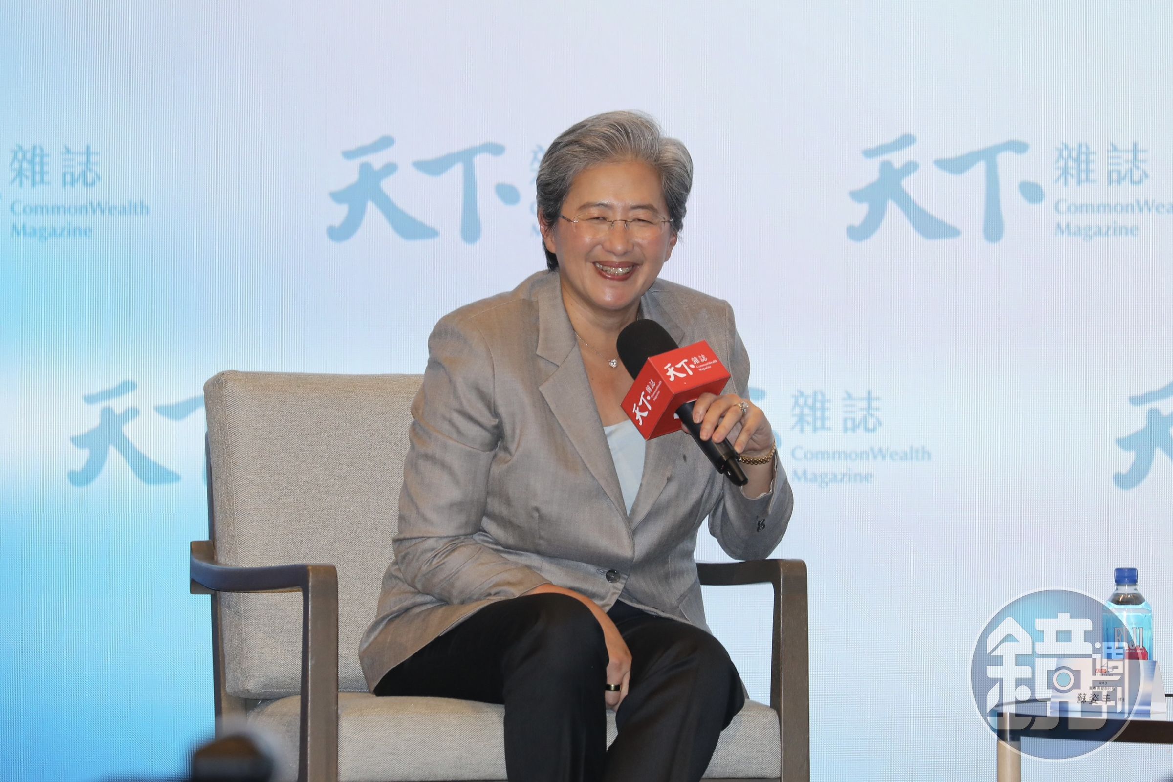 超微執行長蘇姿丰出席論壇活動,談及在台擴大投資百億美元的計畫。