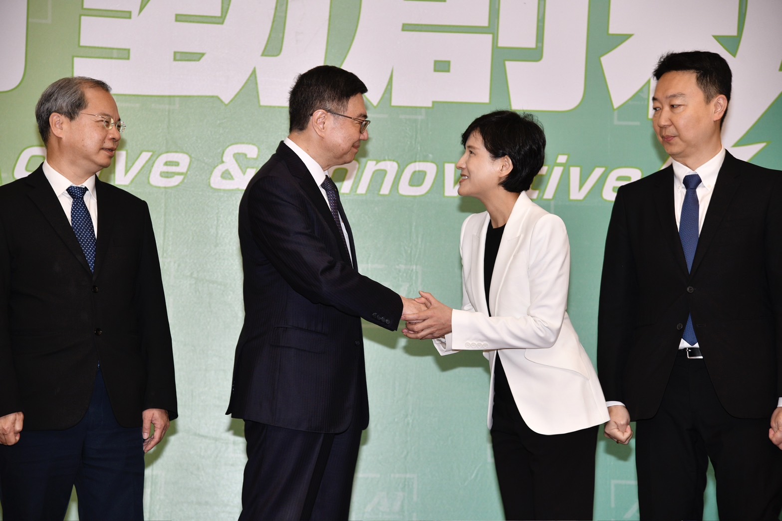 龔明鑫（左起）、卓榮泰、鄭麗君將接任政院三長，陳世凱出任發言人。