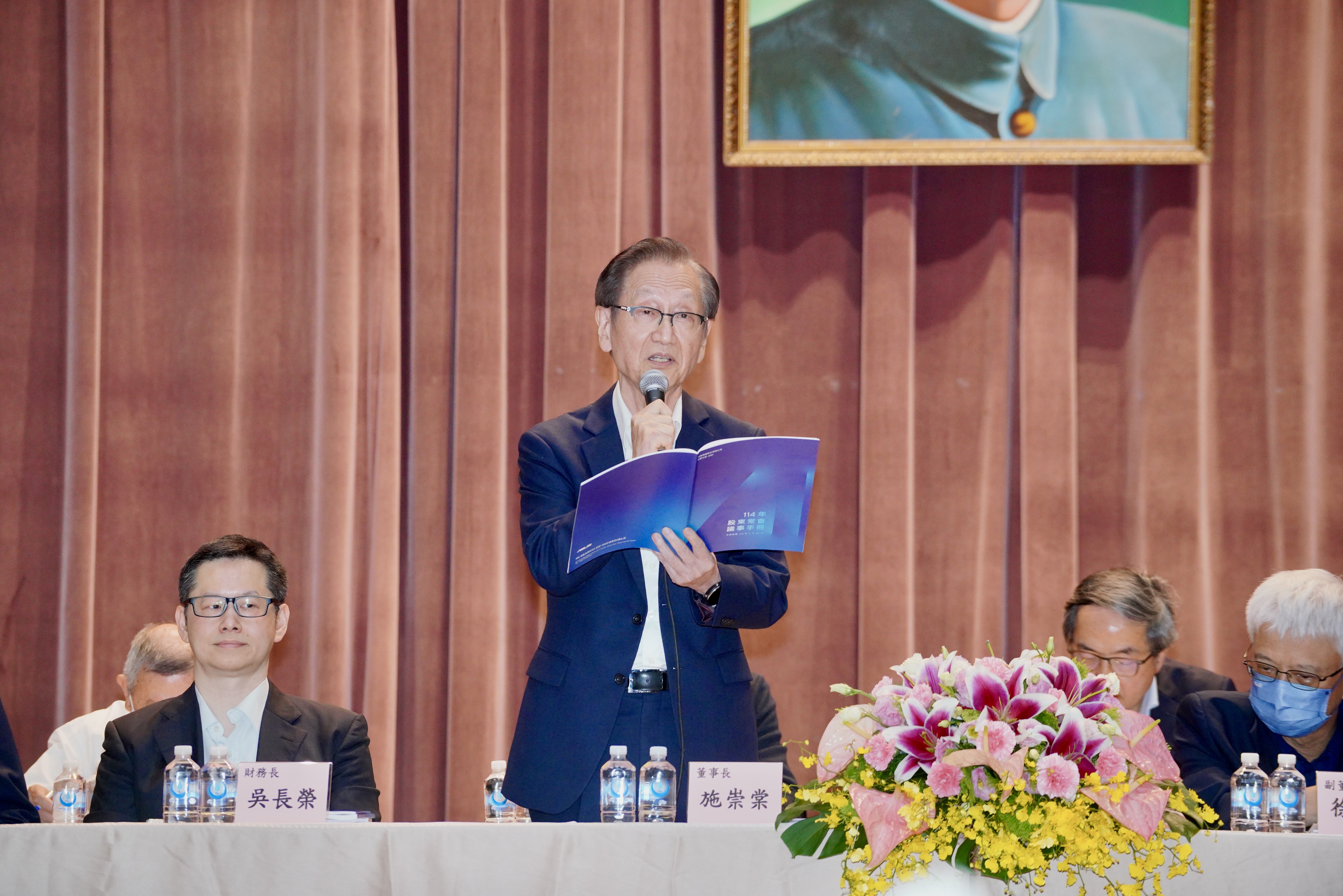 華碩配發現金股利42元，殖利率破7%，今年來營收年增46.67%，兼具成長與收益。（本刊資料照）