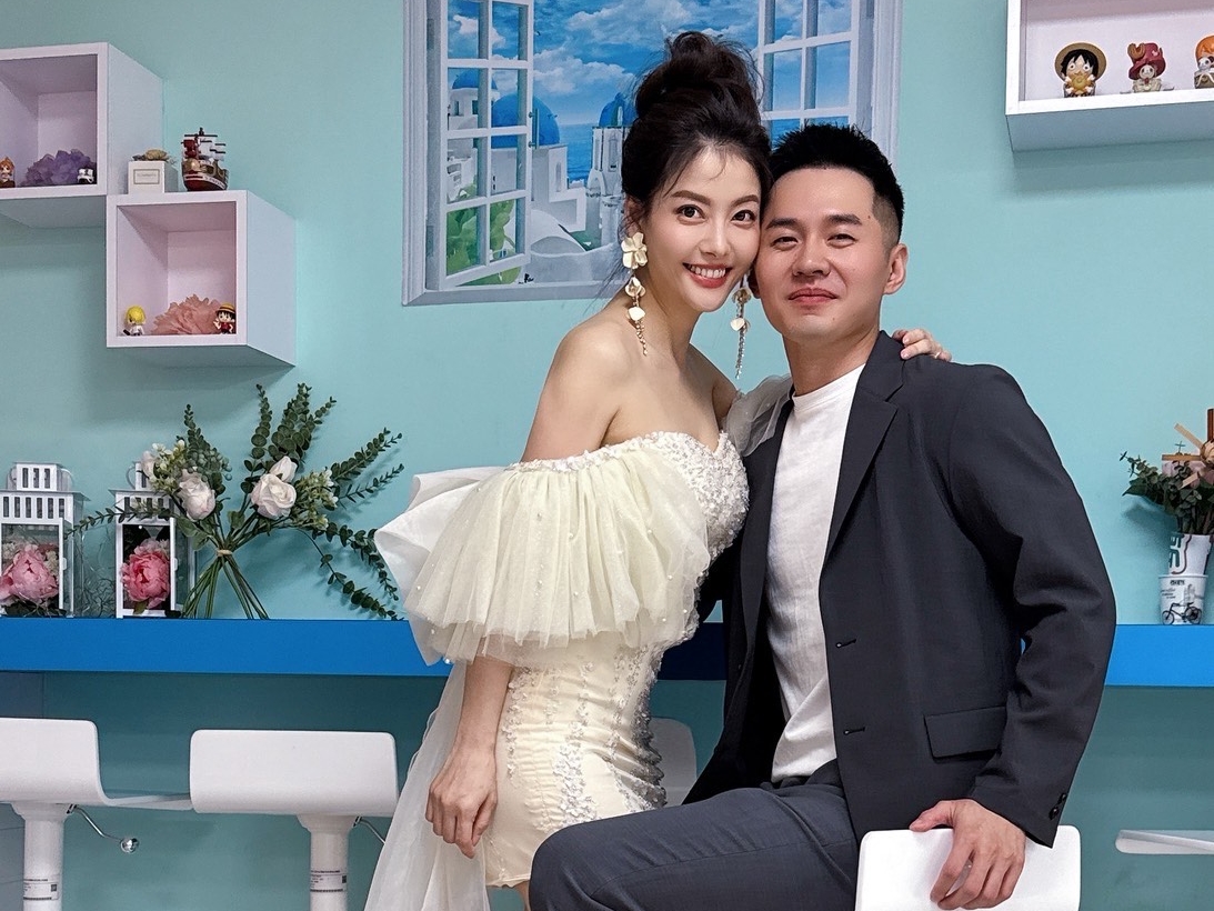 王樂妍今與圈外男友徐孟韜登記結婚。