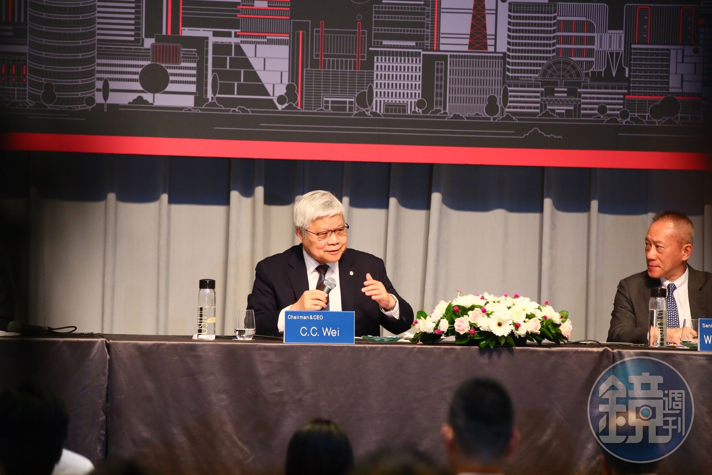 台積電董事長魏哲家表示,目前並未改變任何海外廠擴廠計畫。
