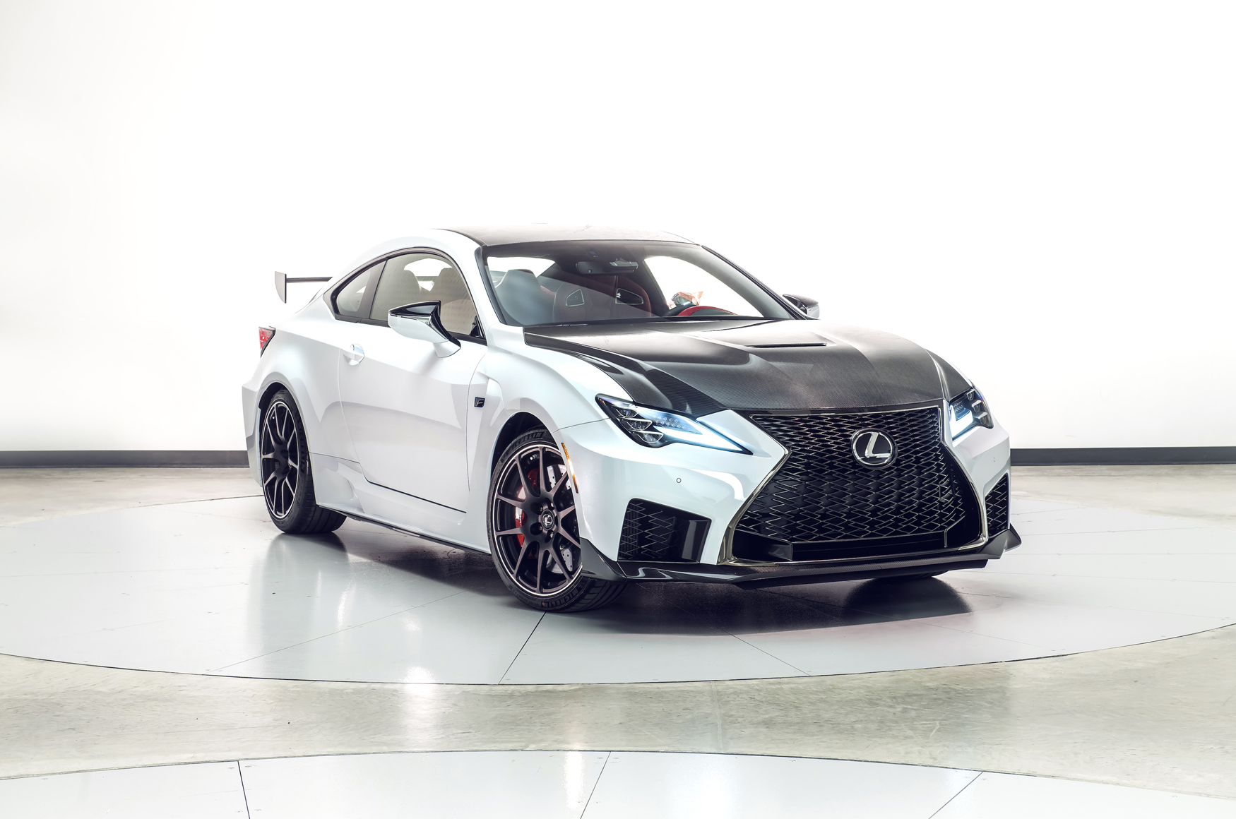 【熱血跑魂！嚴選2024最悍運動化車款-03】東瀛武士魂！LEXUS RC F