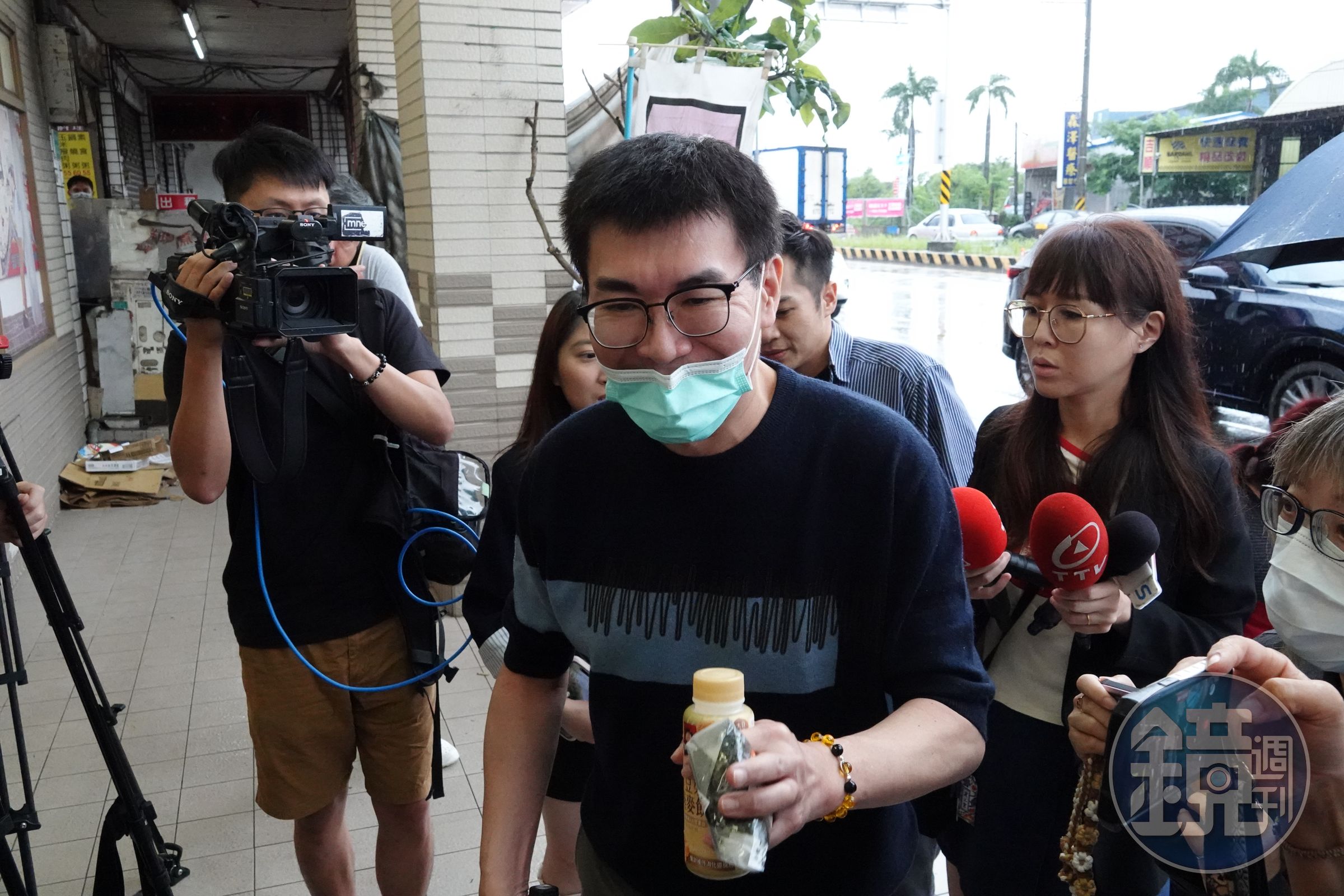 趙建銘今日親上火線澄清外界種種說法，強調是陳幸妤逼他離婚。