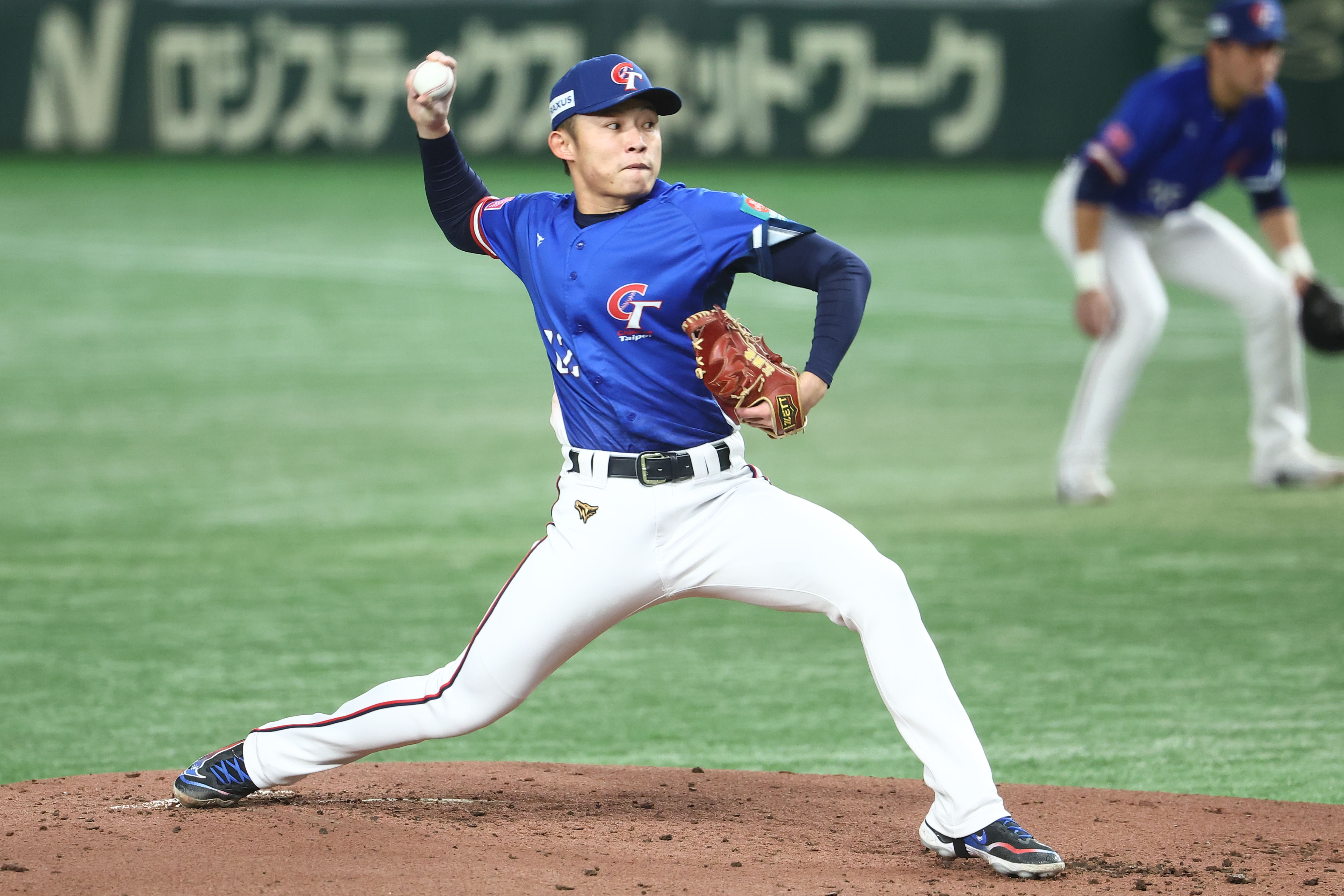 江國豪賽後曾開玩笑稱會送手套給日本隊的辰己涼介，近日2人在IG上隔空互動，引起網友關注。（中華棒協提供）