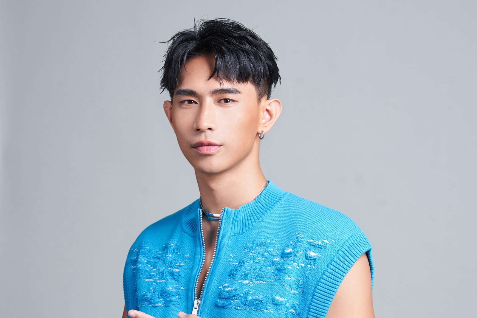 柏霖PoLin翻唱橫跨影音華流天王言承旭的〈我會很愛你〉。（索尼音樂提供）