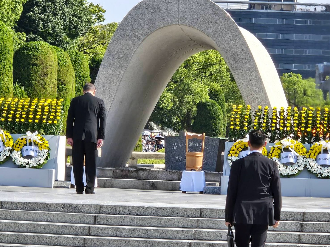 日本首相石破茂，今早出席日本廣島原子彈爆炸80週年和平紀念儀式。（翻攝自石破茂臉書）