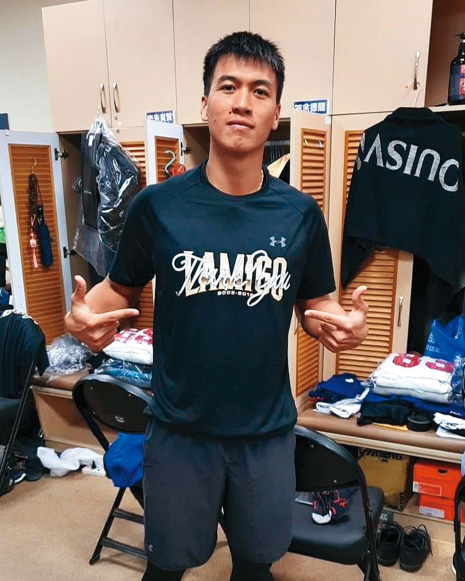 林立初登場中職球賽，第一球就揮出全壘打，一鳴驚人創下本土第二人有此成就。（翻攝自林立IG）