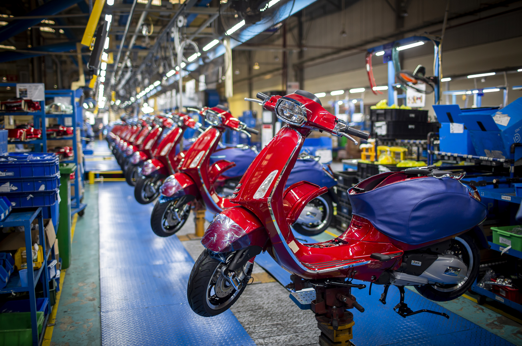 Vespa Sprint裝配區，正準備進入完工測試階段。（Vespa越南廠）