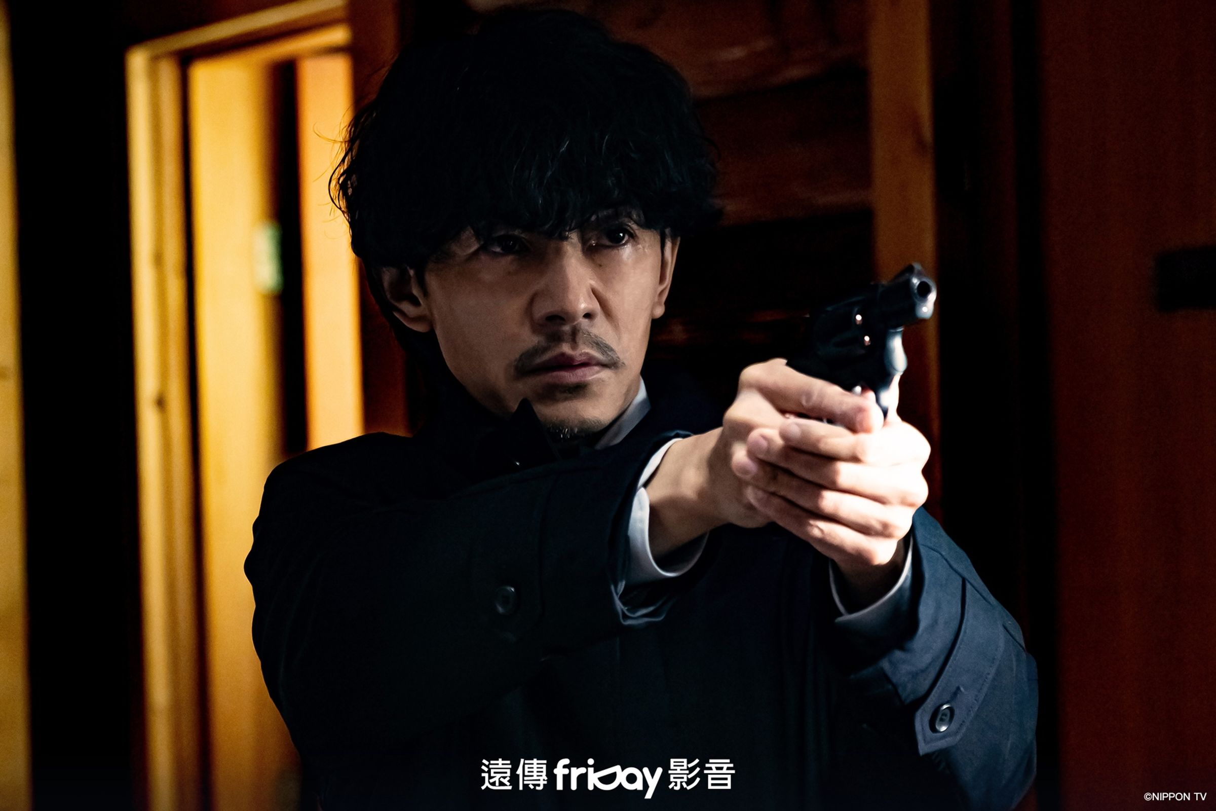藤木直人在《失控的她-距離越獄還有xx天-》中飾演負責追查案件的刑警。(friDay影音提供)