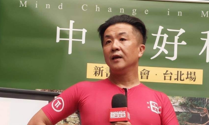 知名律師呂秋遠擁有暖男的好形象，如今卻爆出有私生子。（翻攝自呂秋遠臉書）