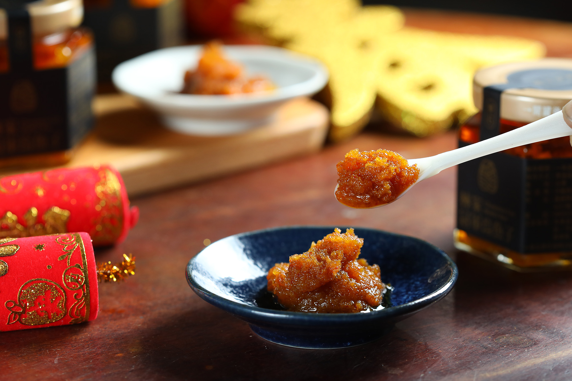 相當熱銷的「烏魚子醬」，很適合拿來炒飯與拌麵。（600元／罐，110公克）