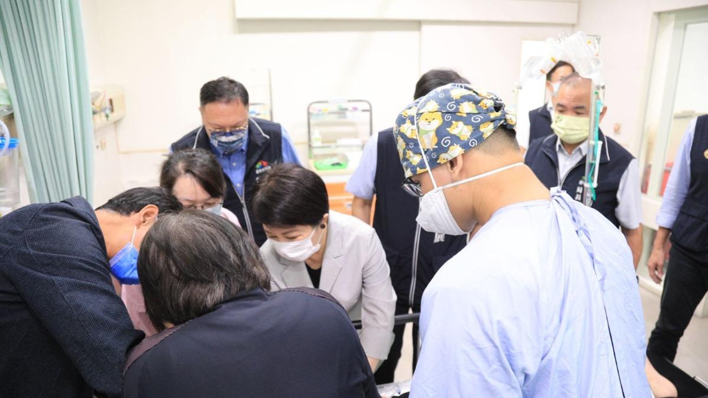中捷21日發生隨機砍人案,一名17歲少年因視線被擋住來不及逃跑遭砍3刀入院。(台中市政府提供)