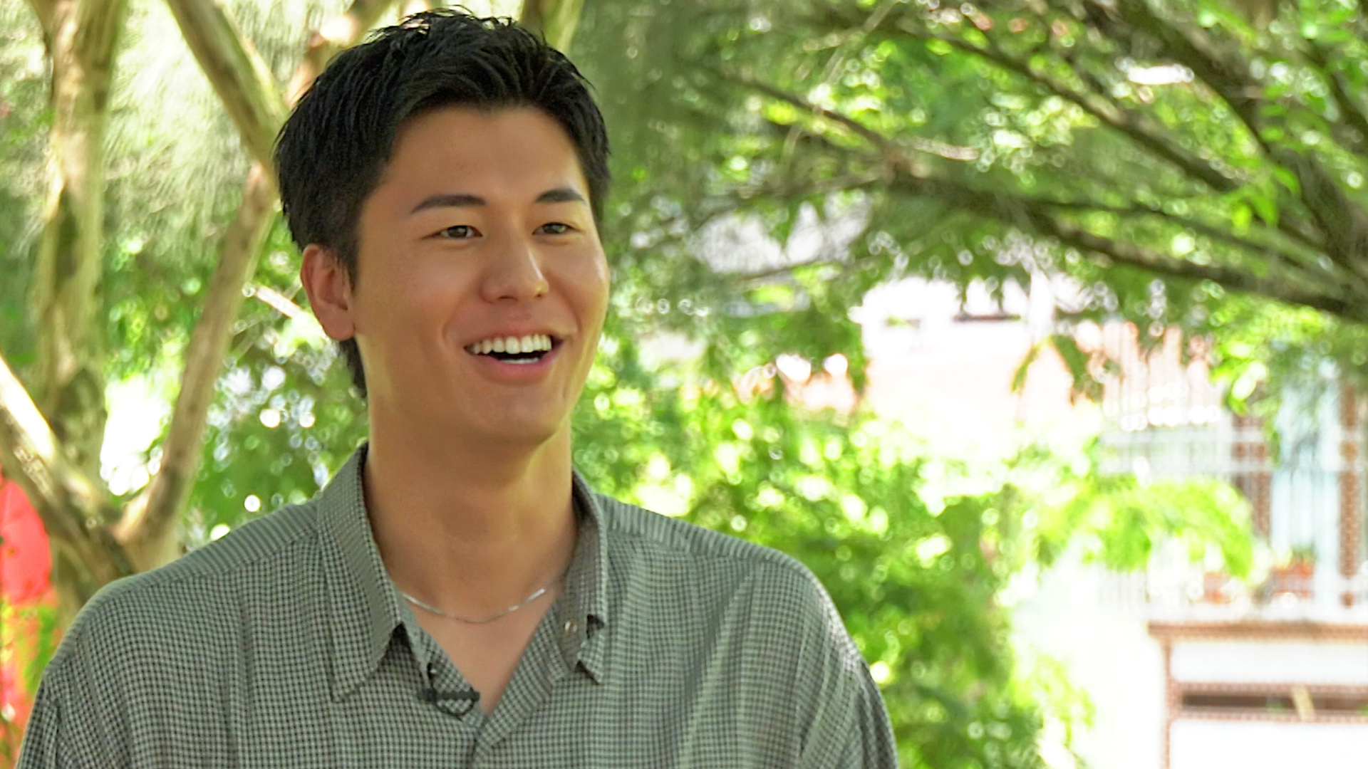 風田跟著公視《誰來晚餐》到高雄出外景。(公視提供)