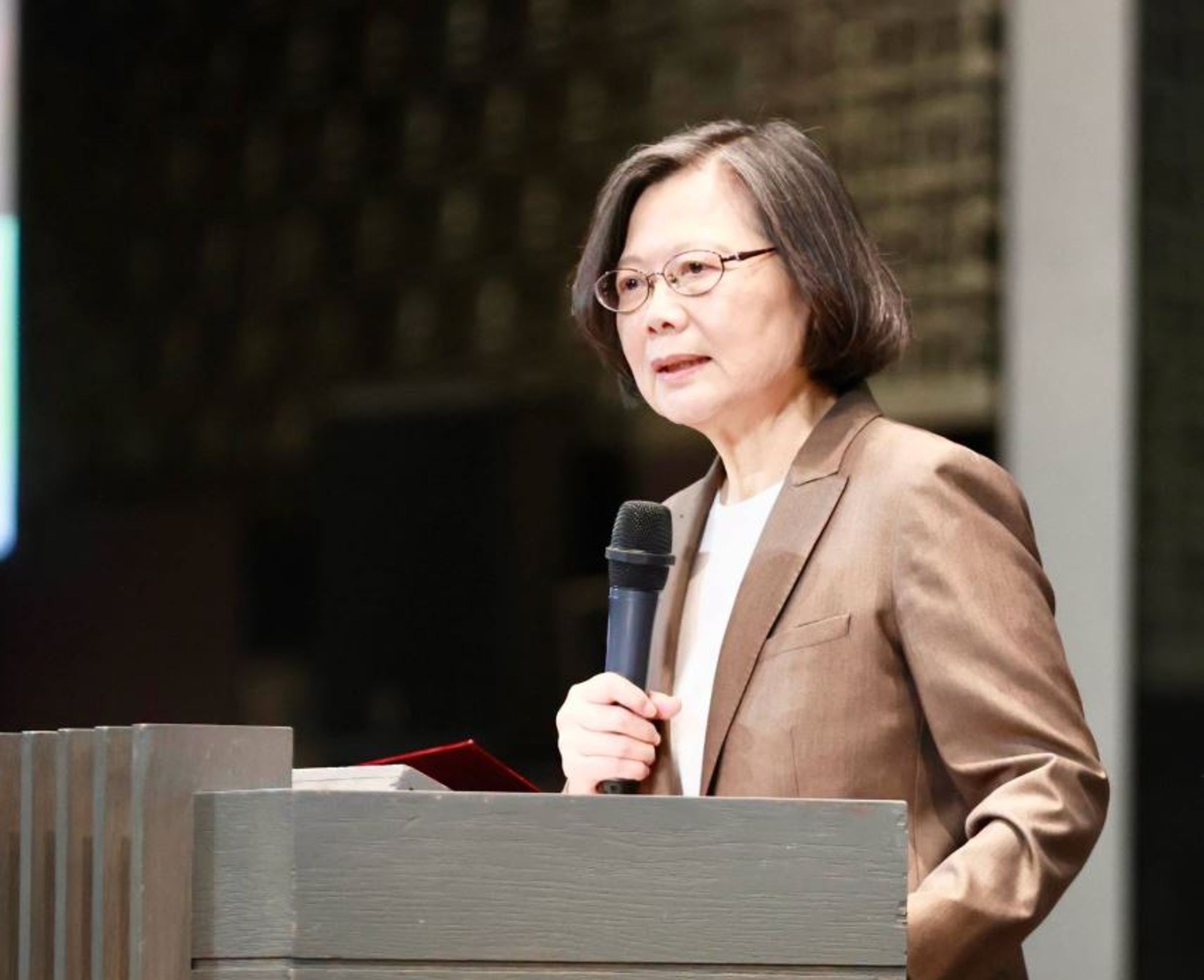 蔡英文卸任後首次訪美，赴史丹佛大學開幕演講。（翻攝蔡英文臉書）