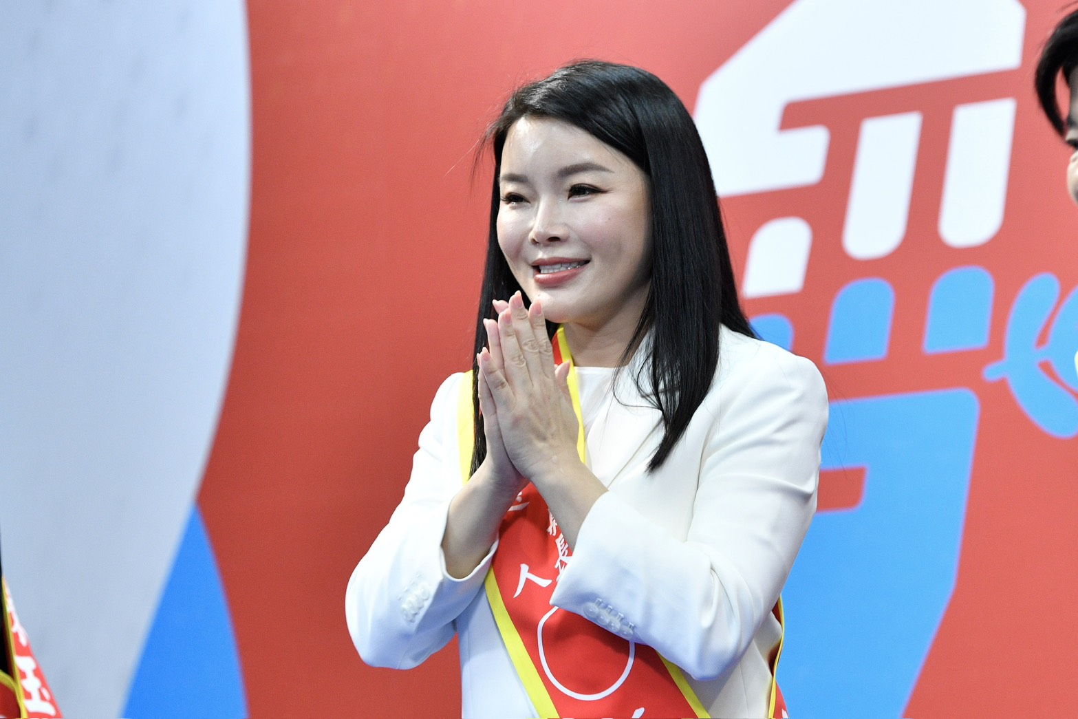 立委張嘉郡獲國民黨徵召參選雲林縣長，她表示會在「雲林上場」基礎上，為在全台各地打拚的雲林鄉親提供強力後援。（鏡報李智為）