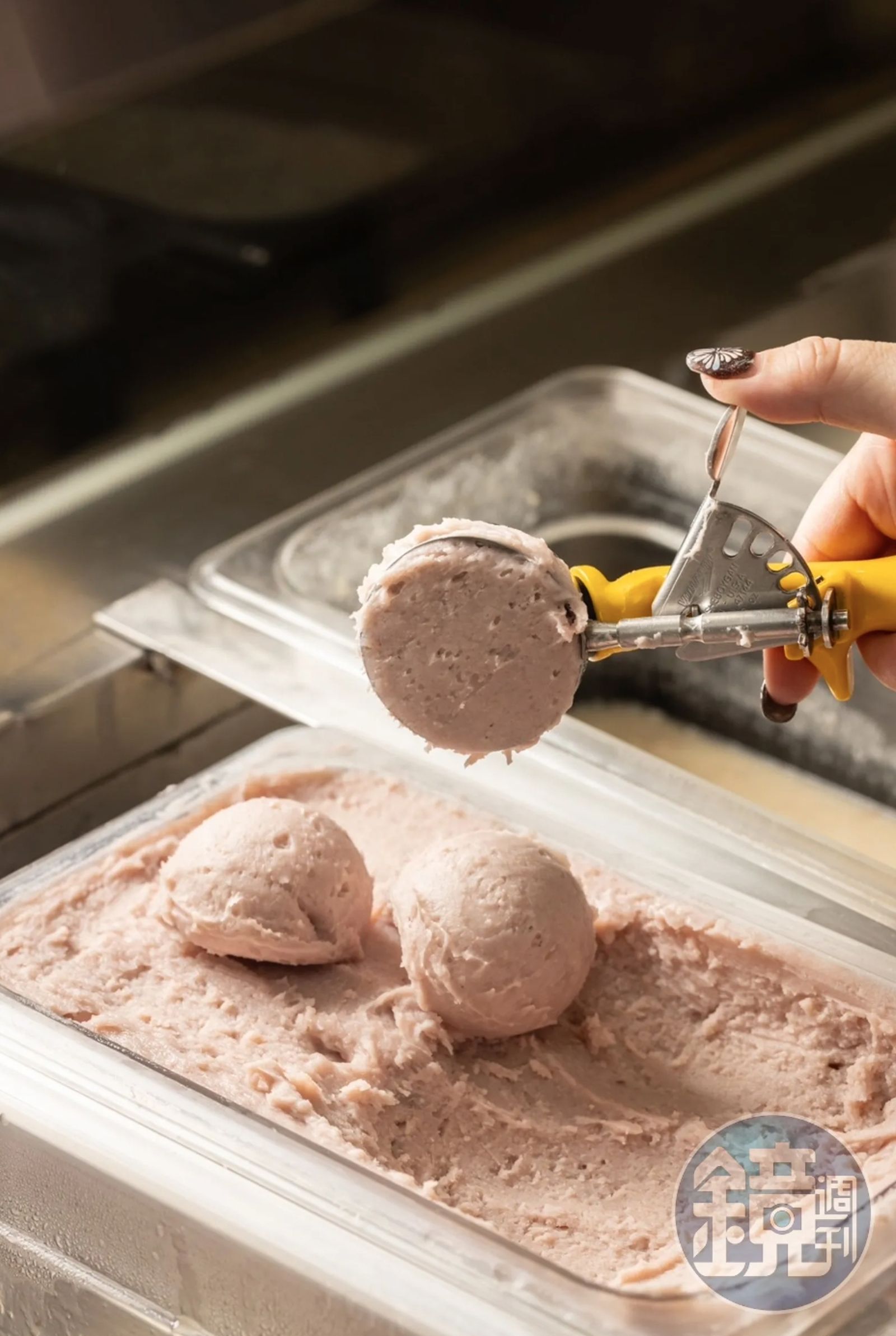 阿爸の芋圓使用的自製芋泥球芋香醇濃，還吃得到細碎的芋頭顆粒。