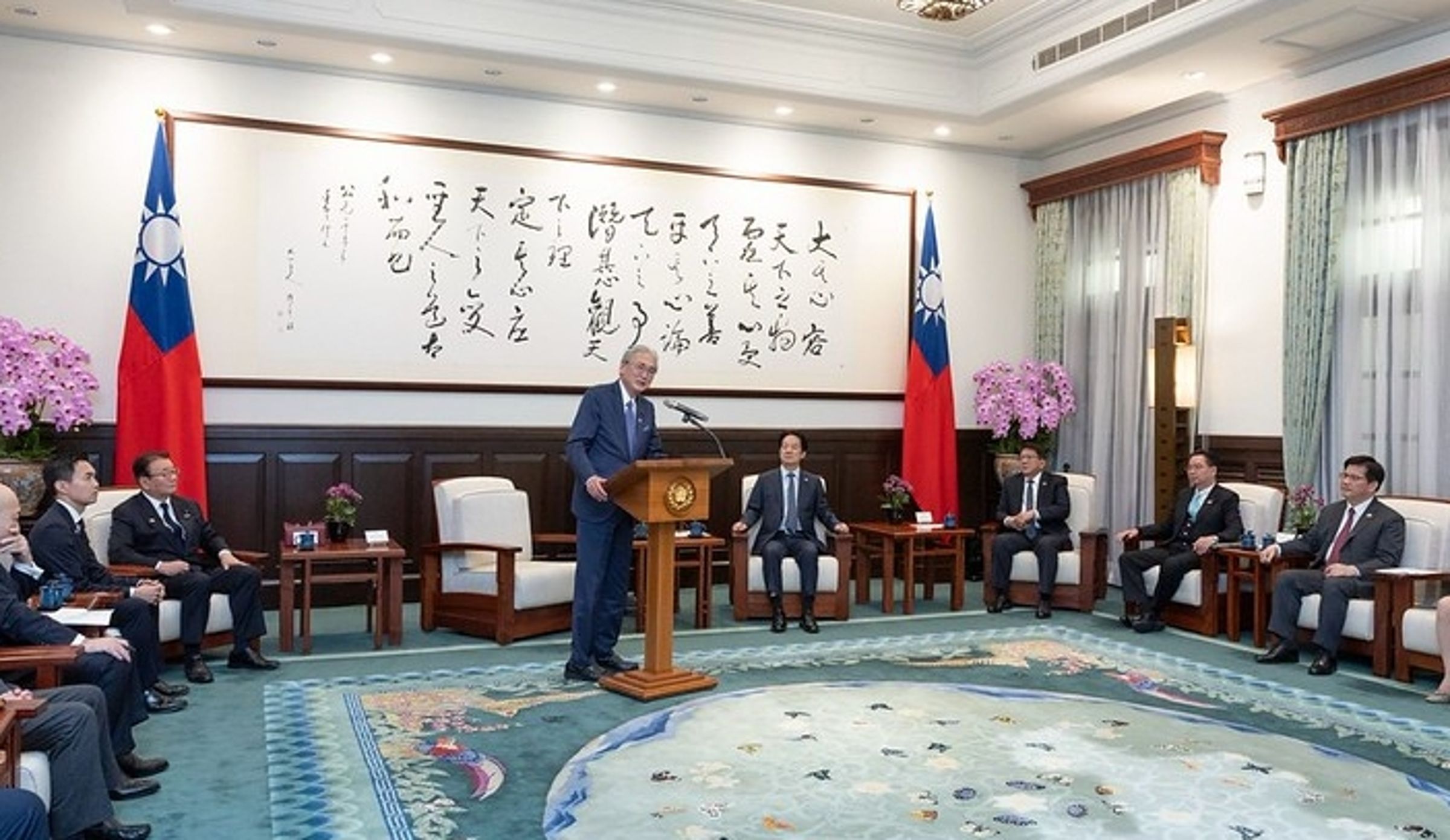 日華懇會長古屋圭司多次訪台，中國外交部怒反制。（總統府提供）