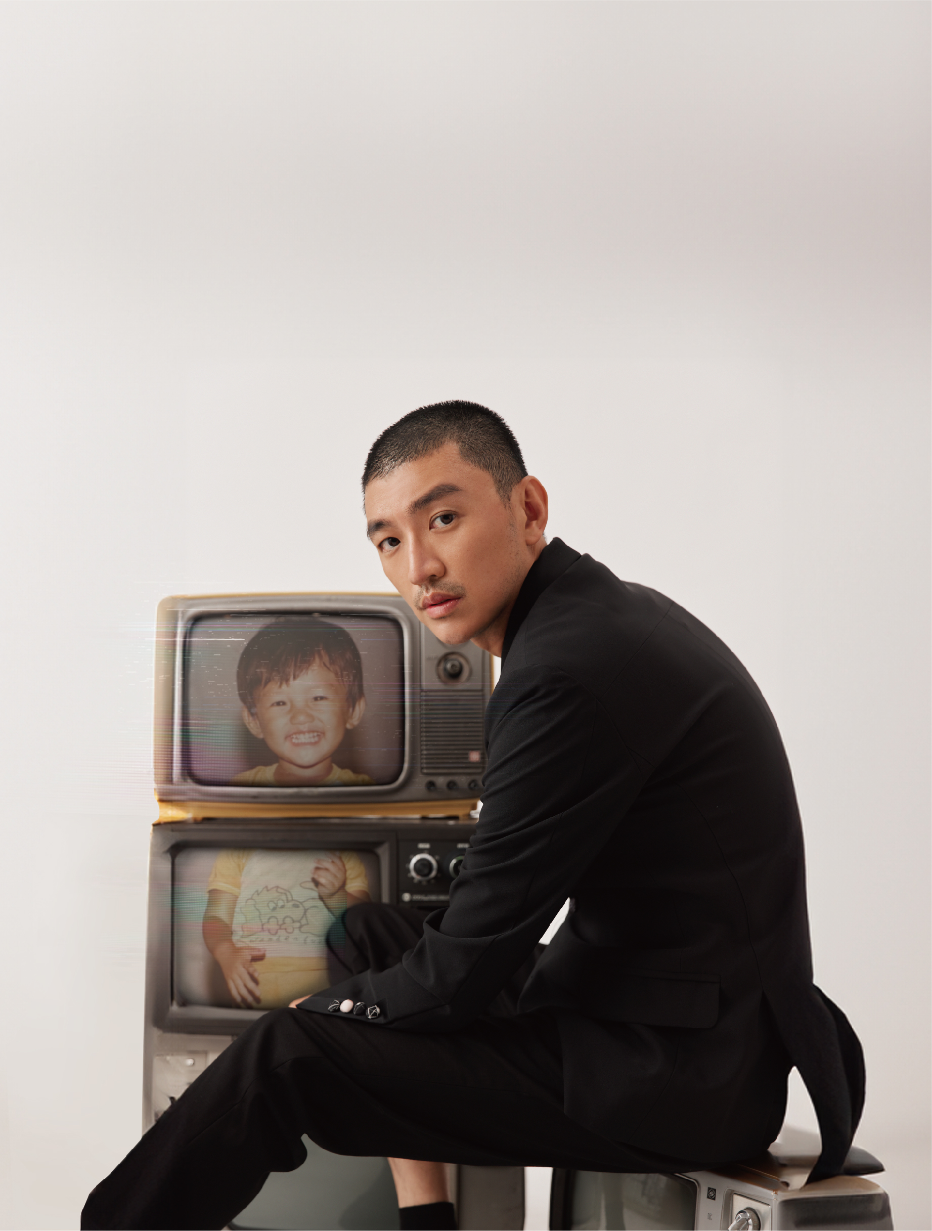 偶像男團出身的曾少宗第一次為戲剃光頭。(幸星娛樂提供)