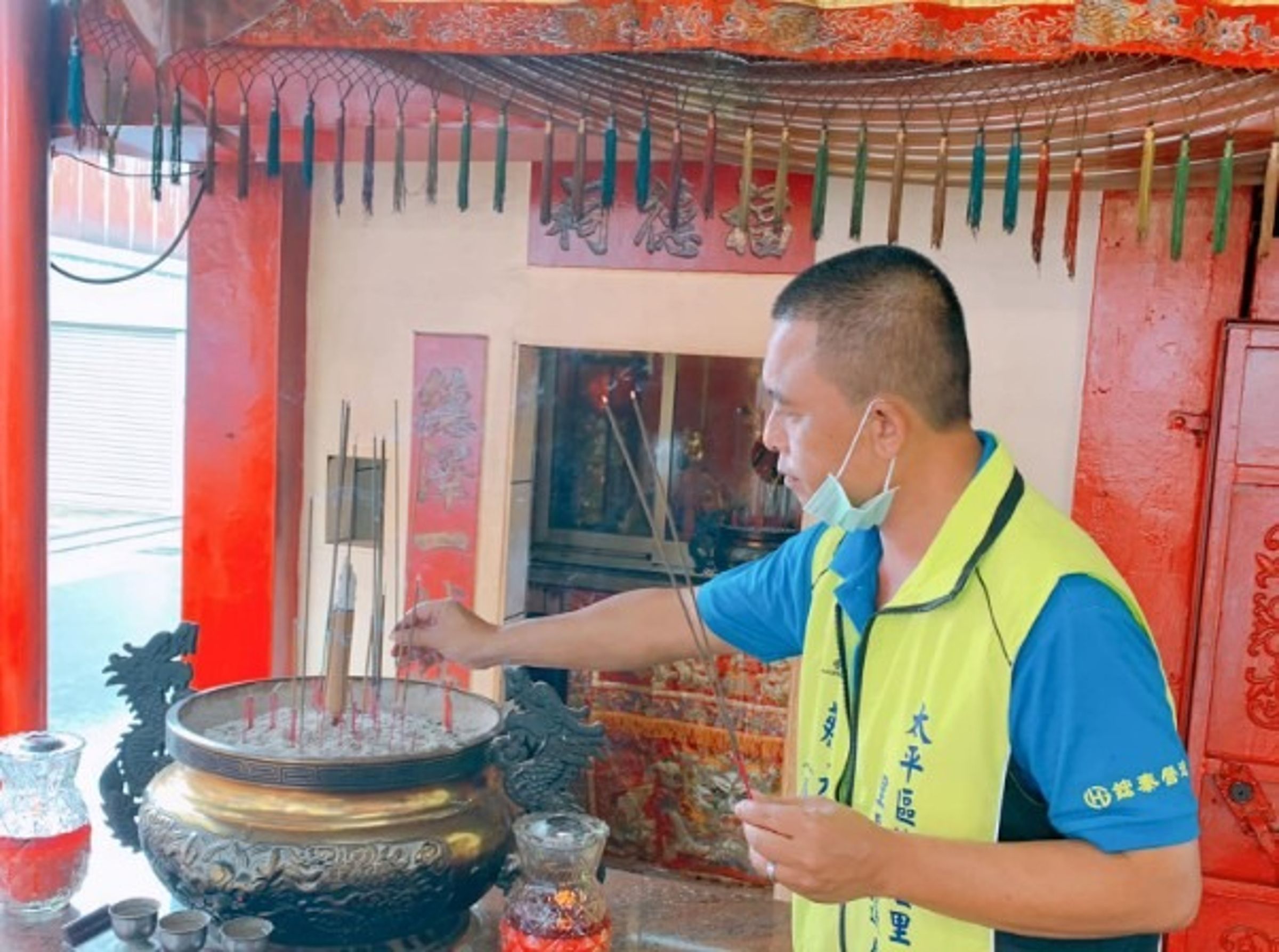 台中里長參選人蔡丞柏因出資辦中秋餐會,更一審仍判有罪。(翻攝自蔡丞柏臉書)