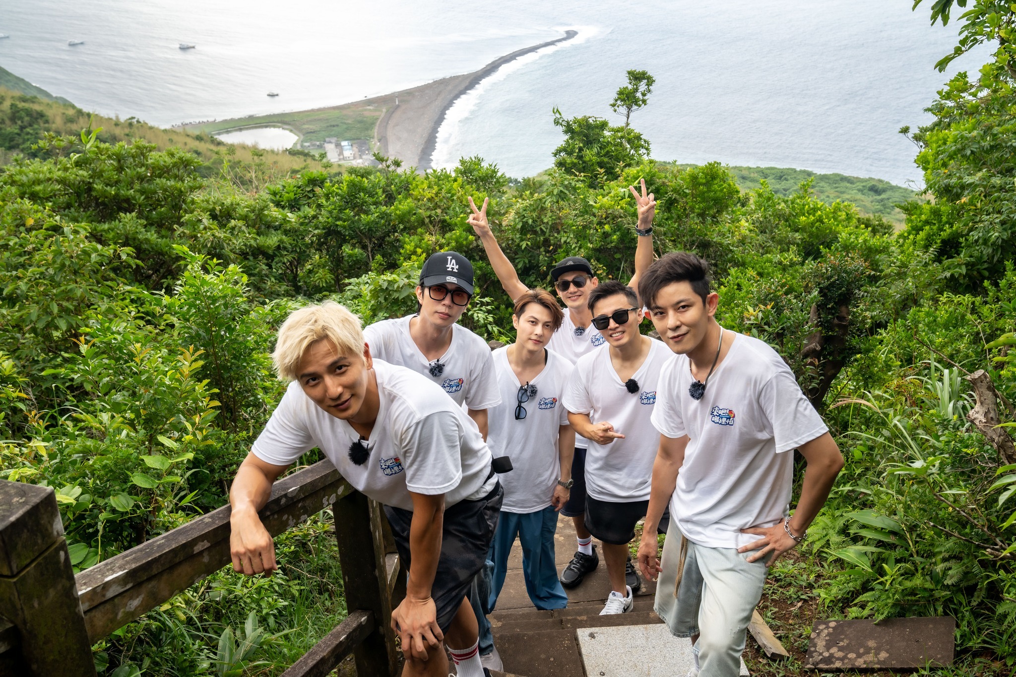 威廉因逃兵仍入圍金鐘獎實境節目主持人獎。（翻攝自臉書）