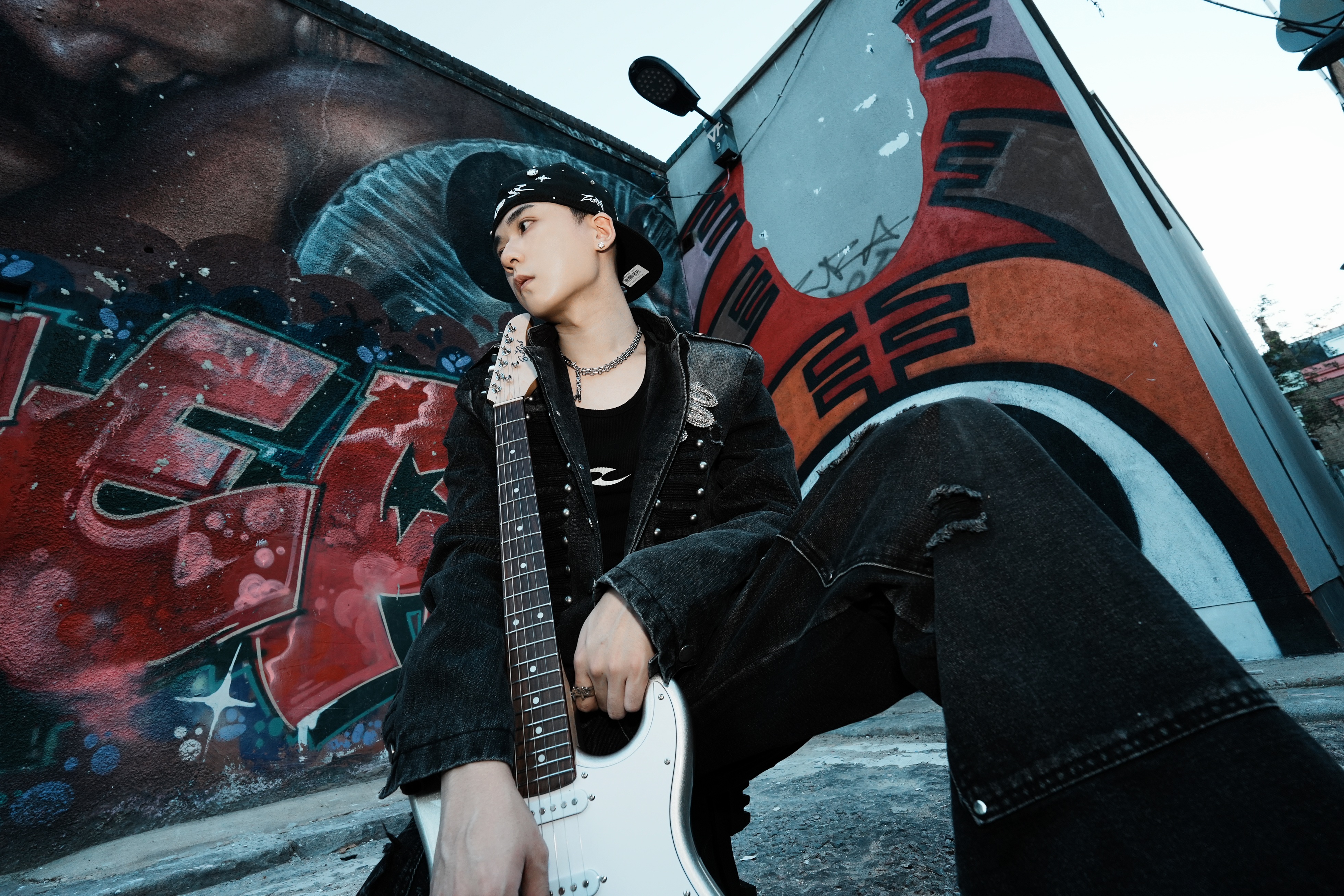 安全感男聲周祖安Zu An首發個人創作單曲〈不過期的愛〉7/24數位上架。(索尼音樂提供)