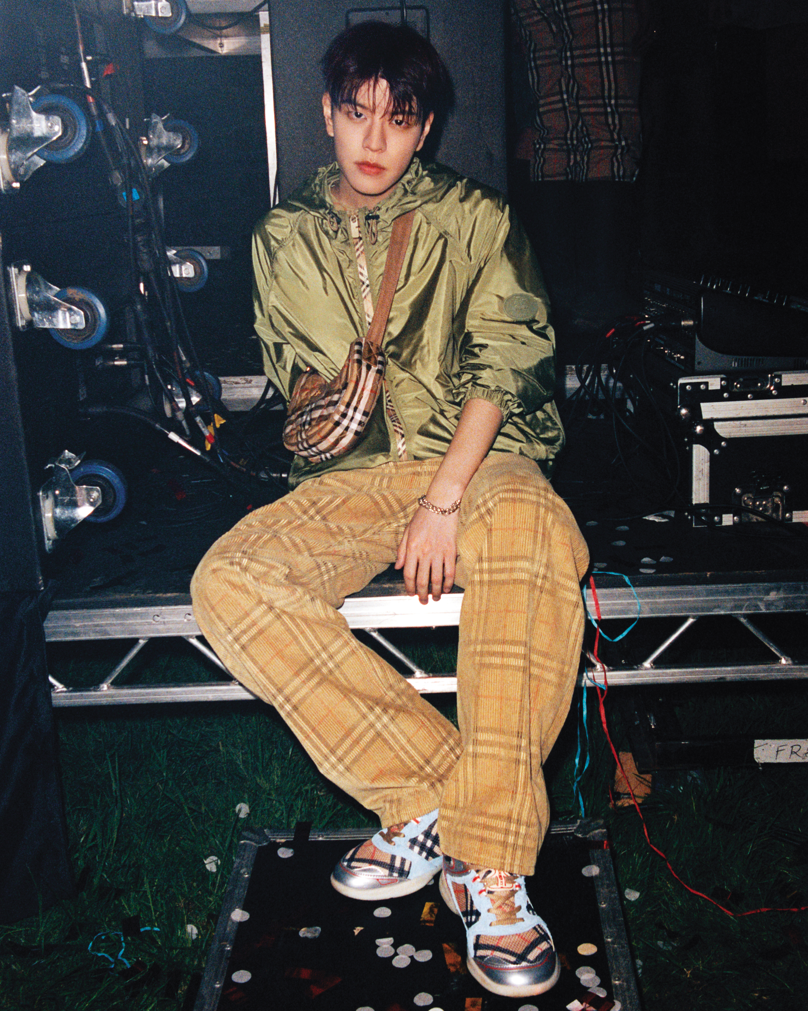 昇玟演繹BURBERRY Festival全新形象視覺。(BURBERRY提供)