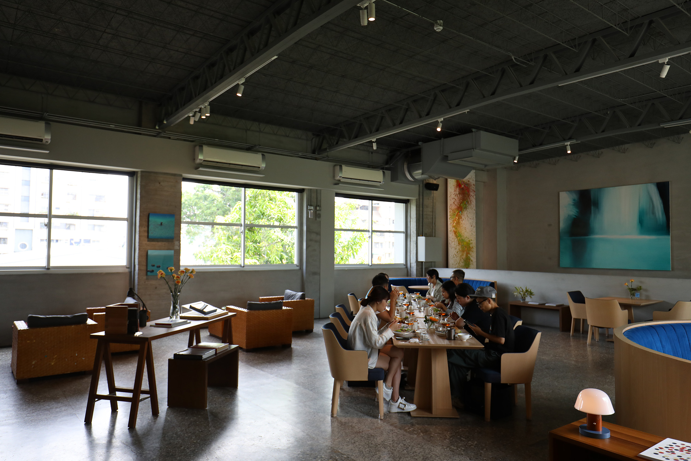 金馬賓館藝文之旅於每週二至週日的14：00從飯店出發，含藝術導覽、午茶與來回接駁。（250元／人，週二免費）