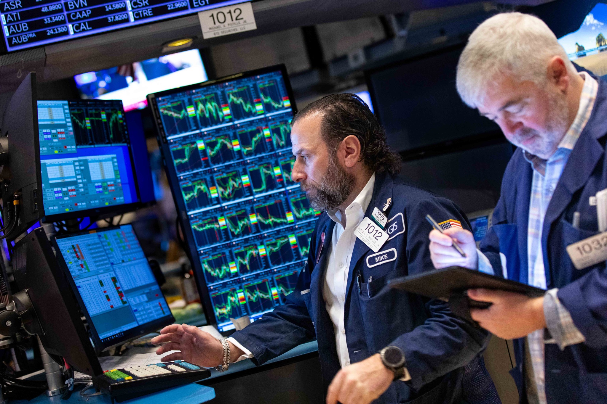 因美股評價在高檔,短期震盪難以避免,投資人需做好風險控管。(翻攝自New York Stock Exchange FB)