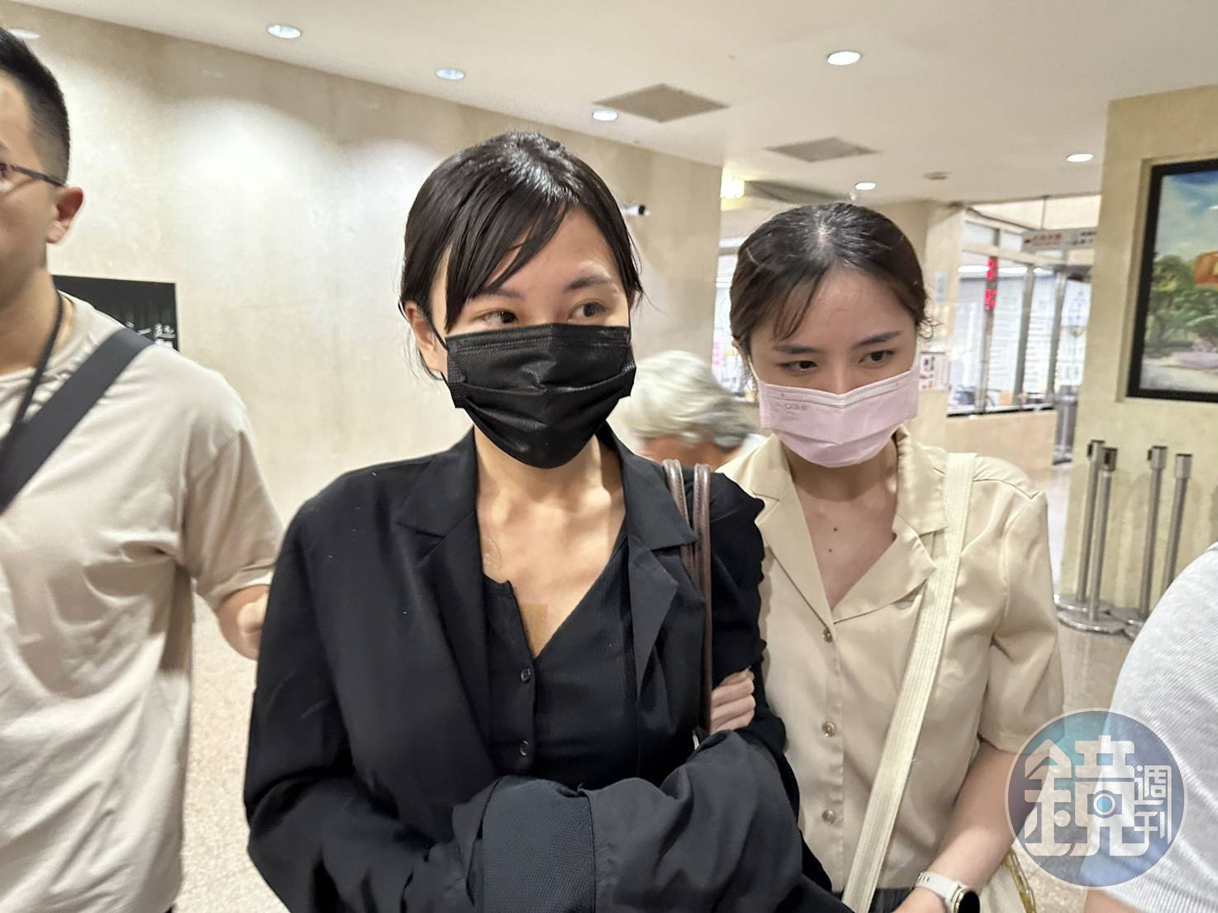 網紅律師「仙塔律師santa」李宜諪涉嫌當詐騙集團律師。