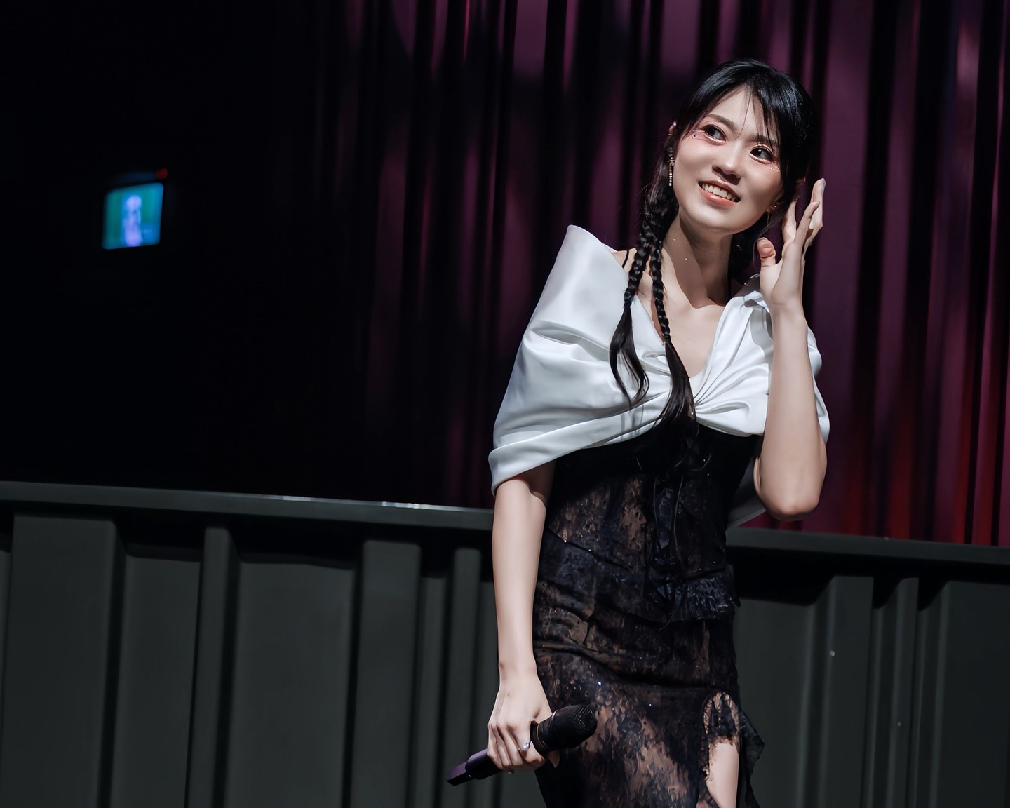 歌手曹雅雯的父親昨日病逝。（翻攝曹雅雯臉書）