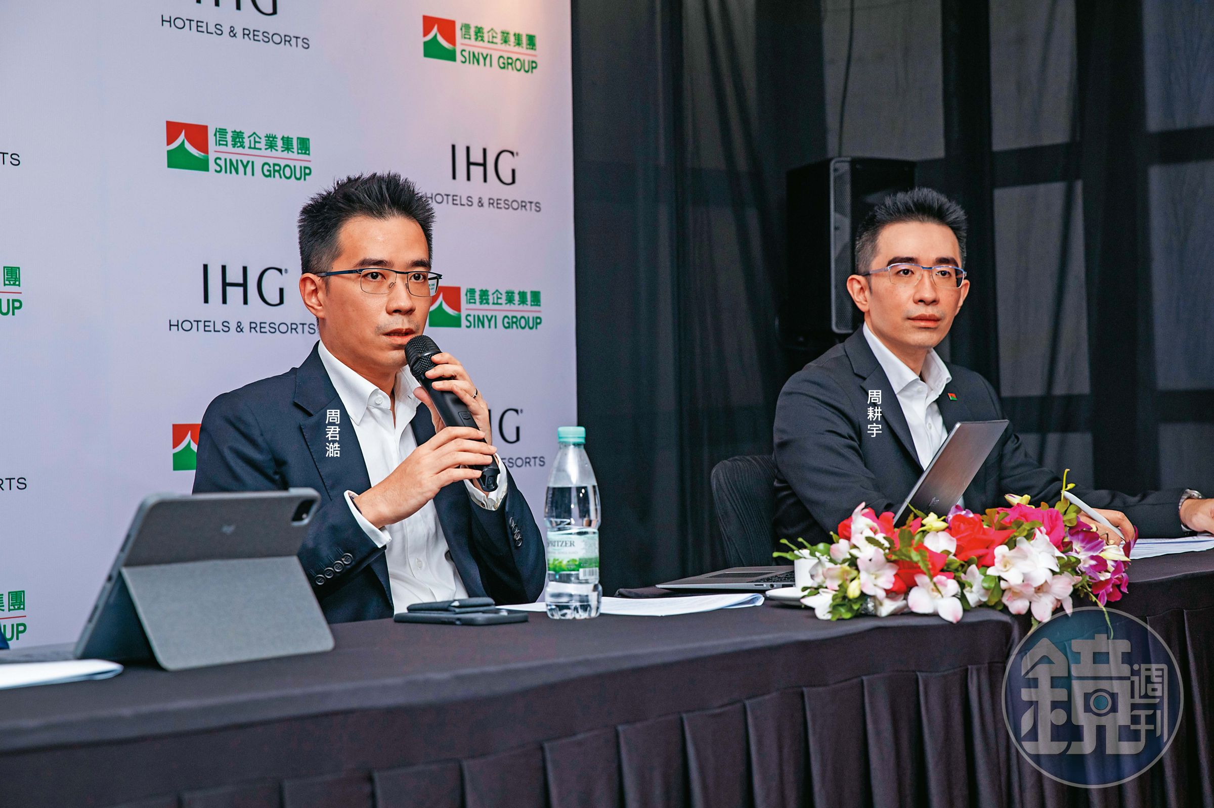 周俊吉長子周耕宇(右)、次子周君澔(左)在沙巴酒店動土典禮上首度公開亮相。