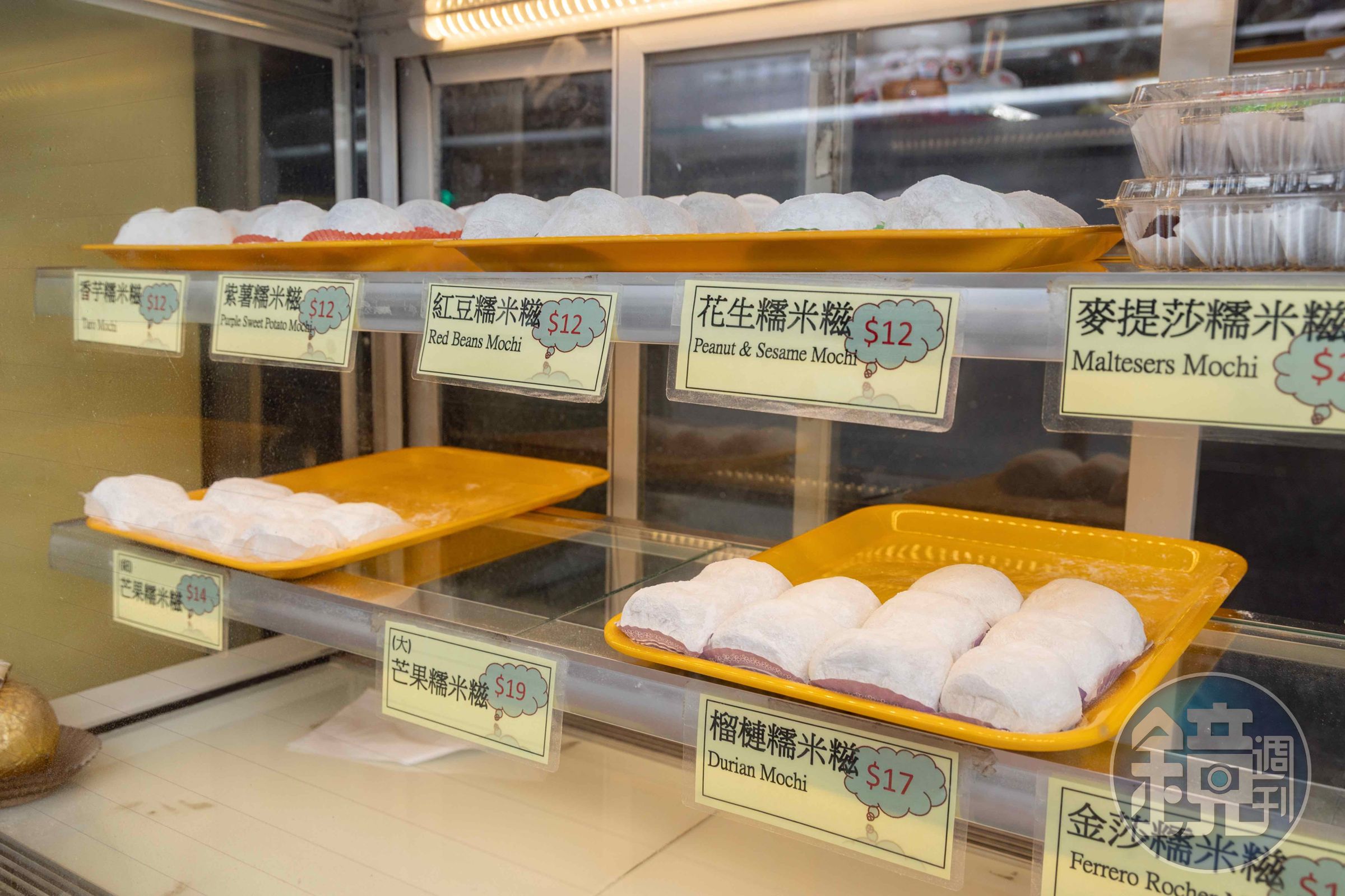 口味選擇很多,除了招牌芒果、榴槤,還有紅豆、紫薯、花生、金莎、麥提莎等,每日手工現做、數量有限,賣完就要明天再來了。