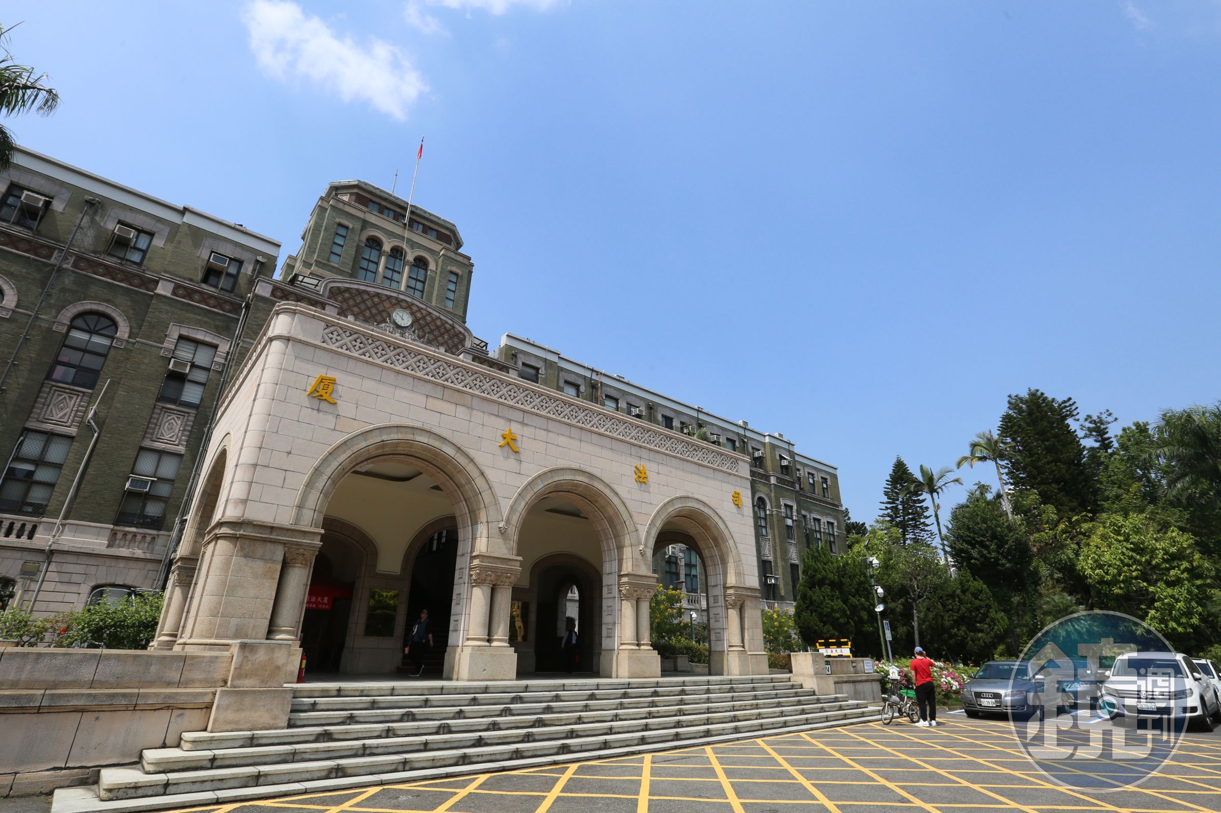 高檢署統合全國檢警發動「擊落麻毒專案」，溯源追查大麻供應上游。（本刊資料照）
