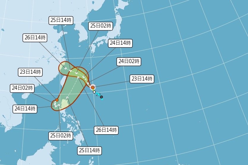 今年第8號颱風「竹節草」最快今夏半天成形，將與范斯高雙颱共舞。（氣象署提供）