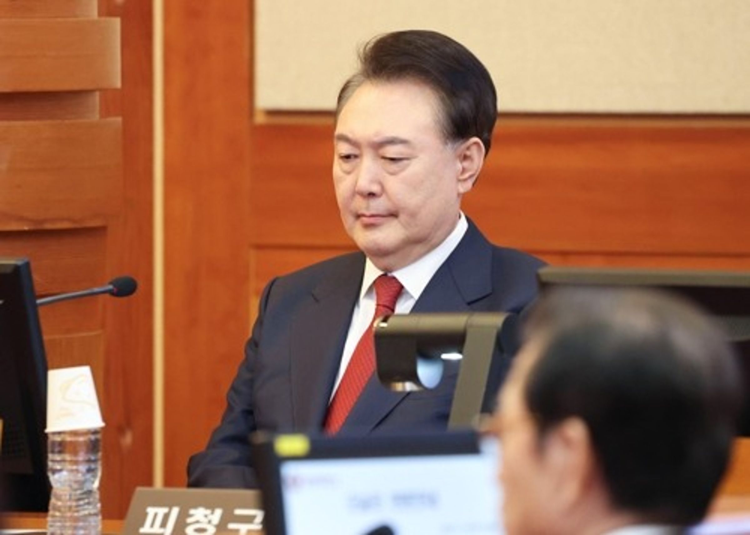南韓總統尹錫悅被關押51天,首爾地院裁定釋放。(翻自《韓聯社》)