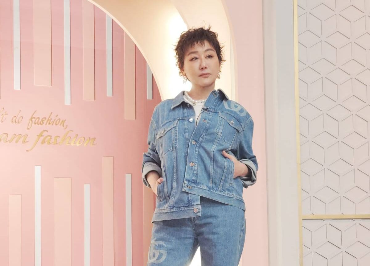 藍心湄在粉專跳出來嗆罪犯就去坐牢。（翻攝臉書）