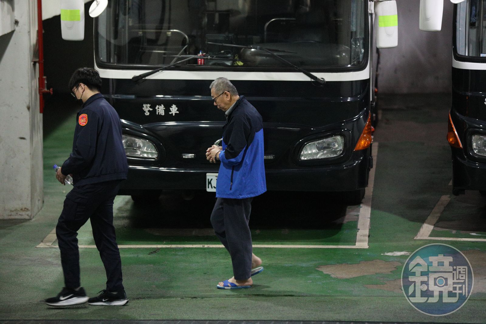 北檢偵結起訴柯文哲(右)涉貪案,求刑28.6年,將請求法院續押,持續偵辦魚果市場及北士科等4大案。