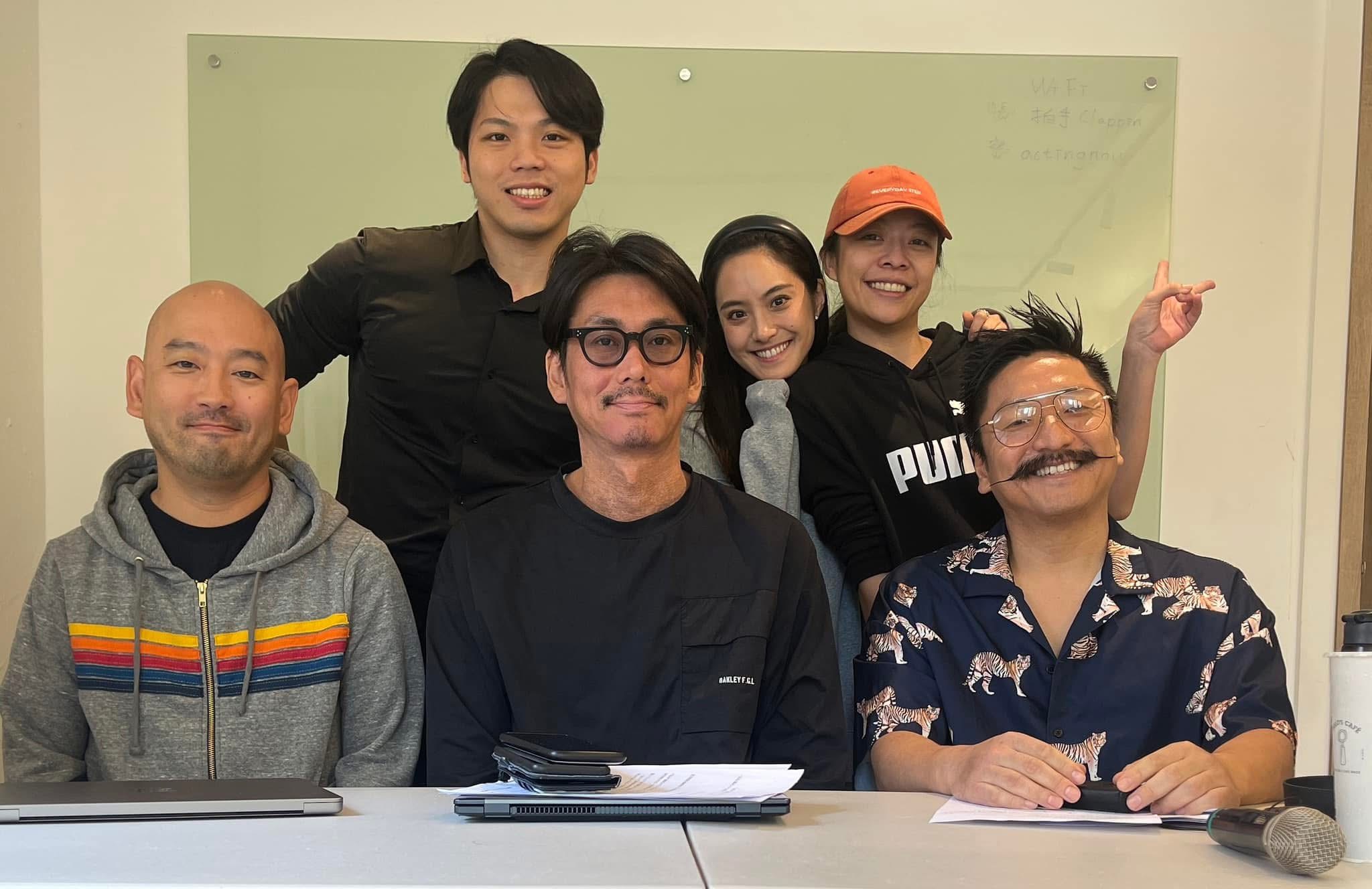 NHK製作團隊聯手拍手團度隊進行《火星女王》亞洲女主角海選左起NHK製片、導演西村武五郎、日語顧問北村豐晴、拍手創辦人吳芮甄。（拍手Clappin 提供）