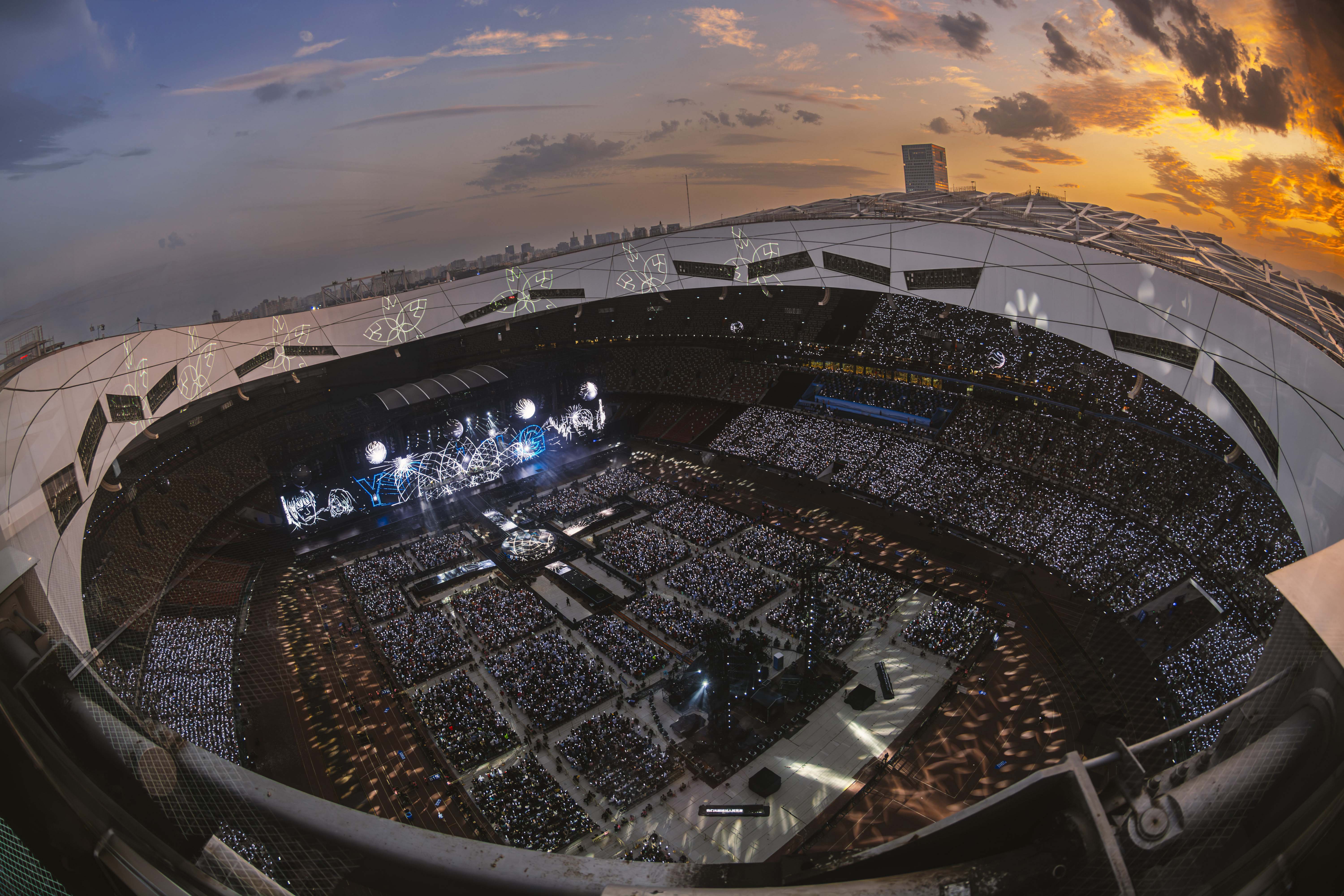 五月天《回到那一天》演唱會在北京鳥巢開唱13場。(相信音樂提供)