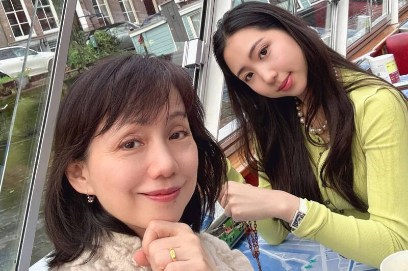 蔡幸娟行事低調，但女兒最近爆紅吸粉，連帶蔡幸娟的關注度也變高了。（臉書）