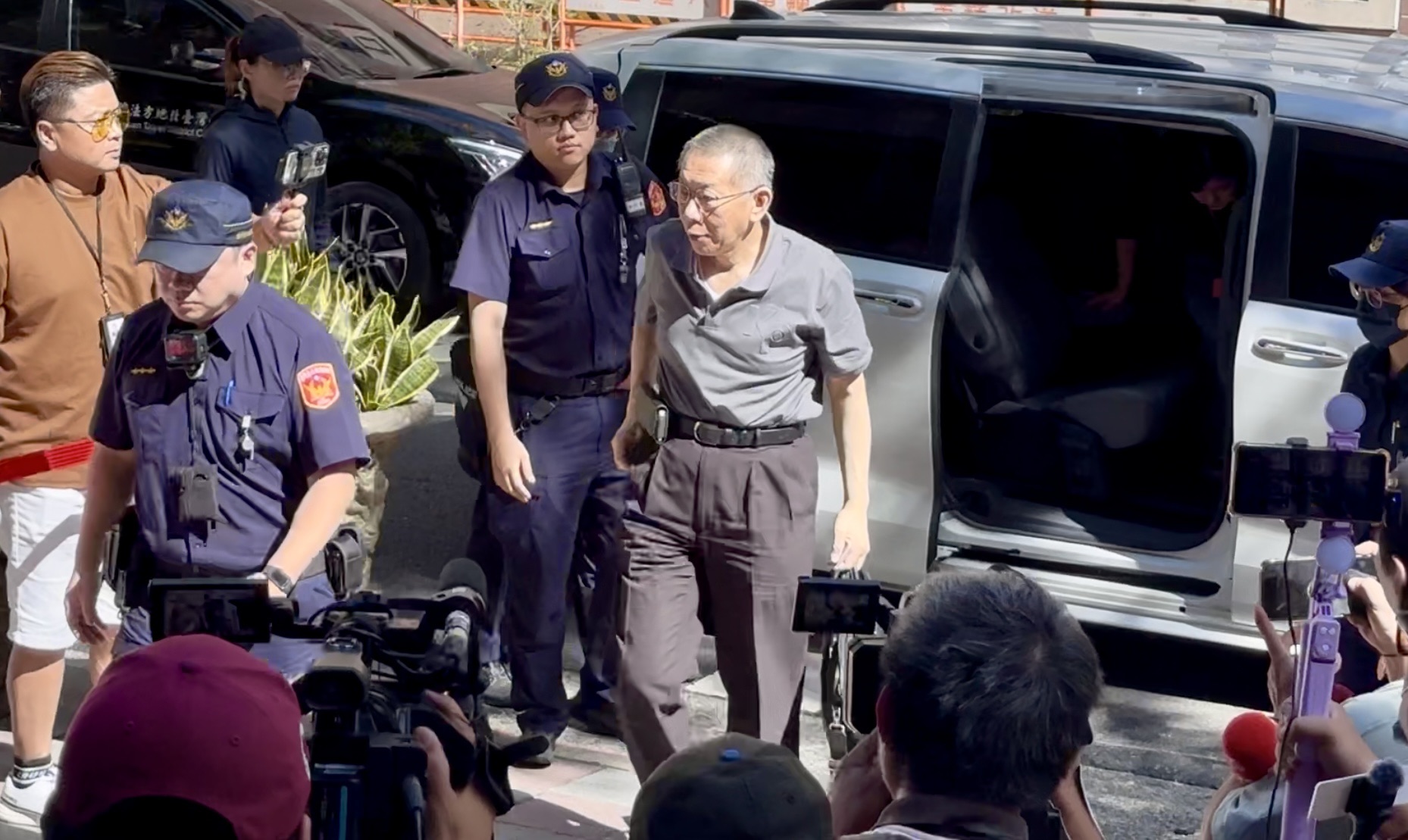 民眾黨前主席柯文哲一審遭重判17年,全案即將上訴高院。(本刊資料照片)
