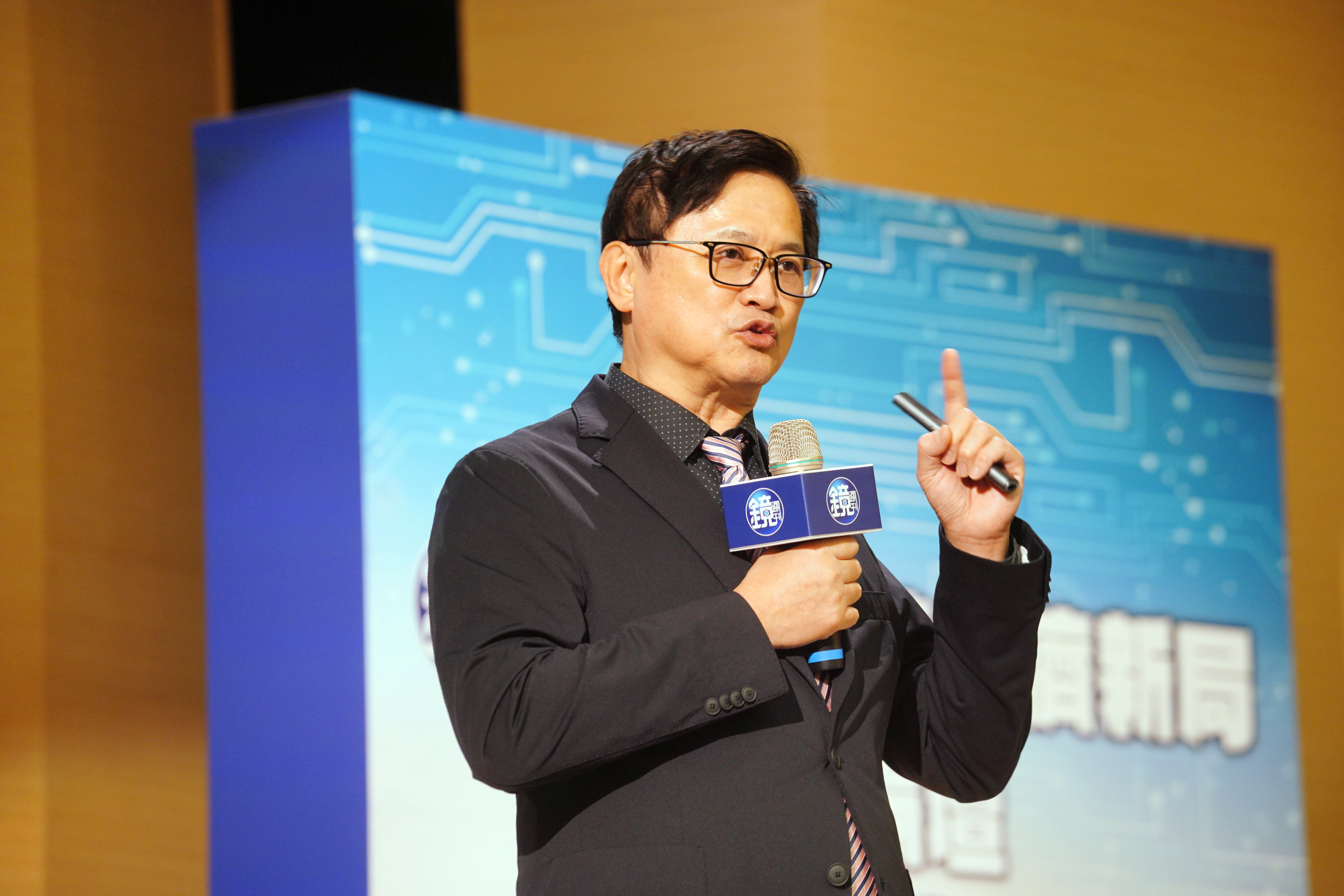 和碩董事長童子賢認為談判大不易，認同「全民要做政府的後盾」。（本刊資料照）