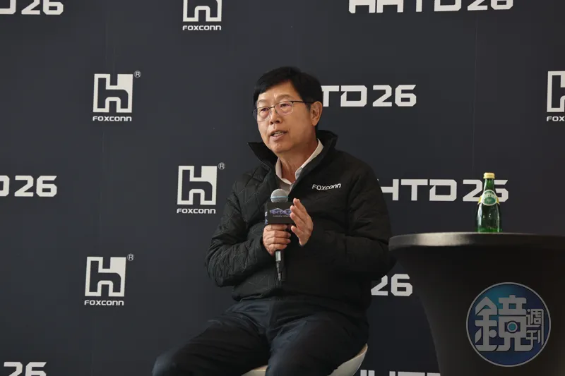 鴻海科技日5／劉揚偉中途離席密會AI巨頭　談AI泡沫有兩種