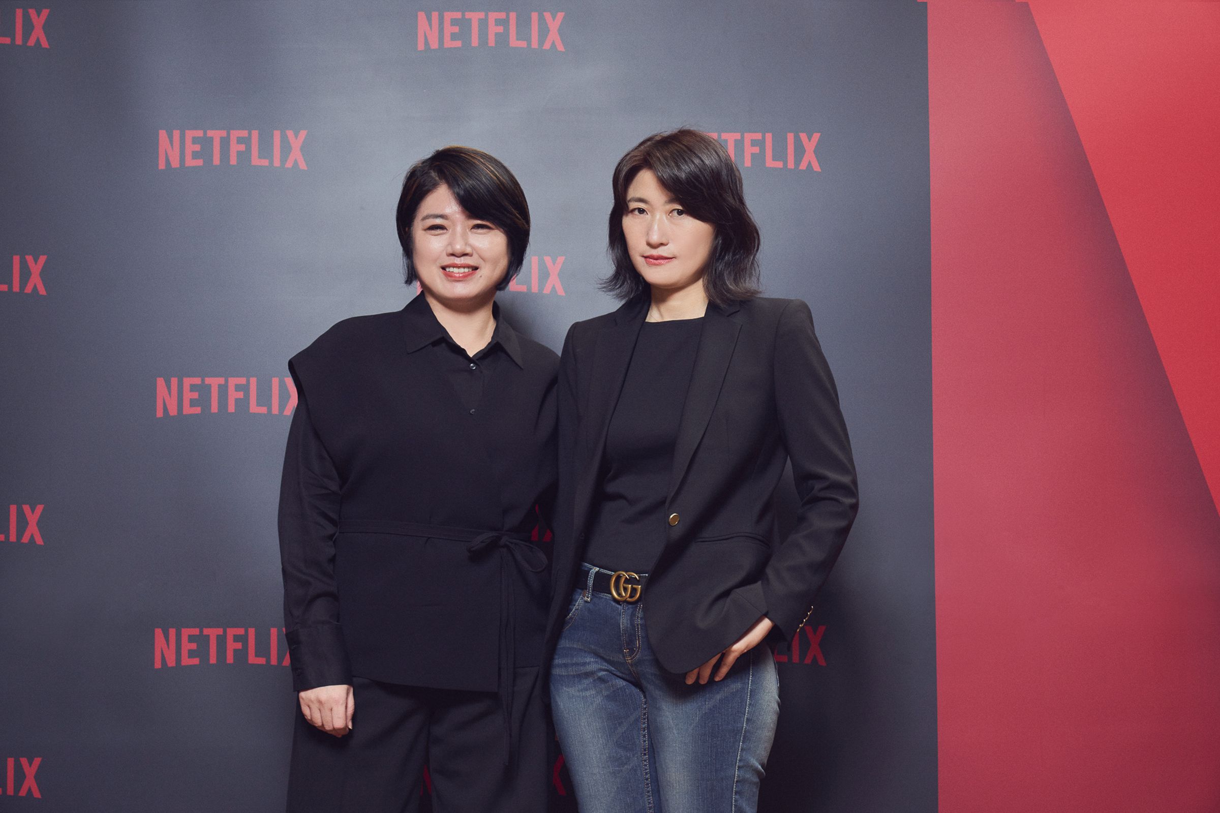 《影后》導演嚴藝文及監製丁長鈺。(Netflix提供)