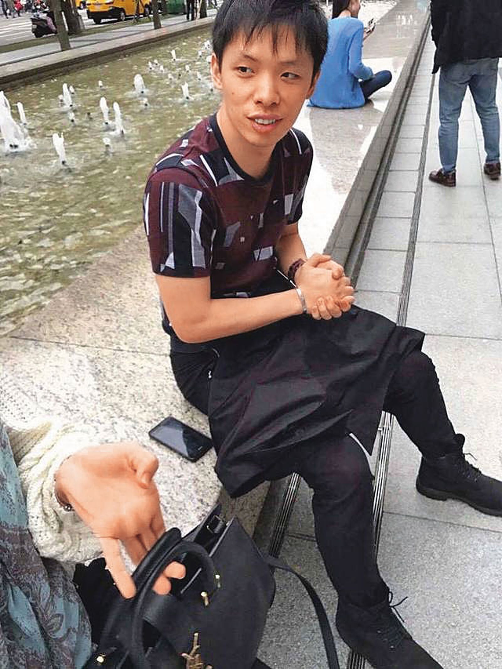 程宇自稱富二代,營造多金形象,實際上卻是前科累累的罪犯。(翻攝程宇臉書)