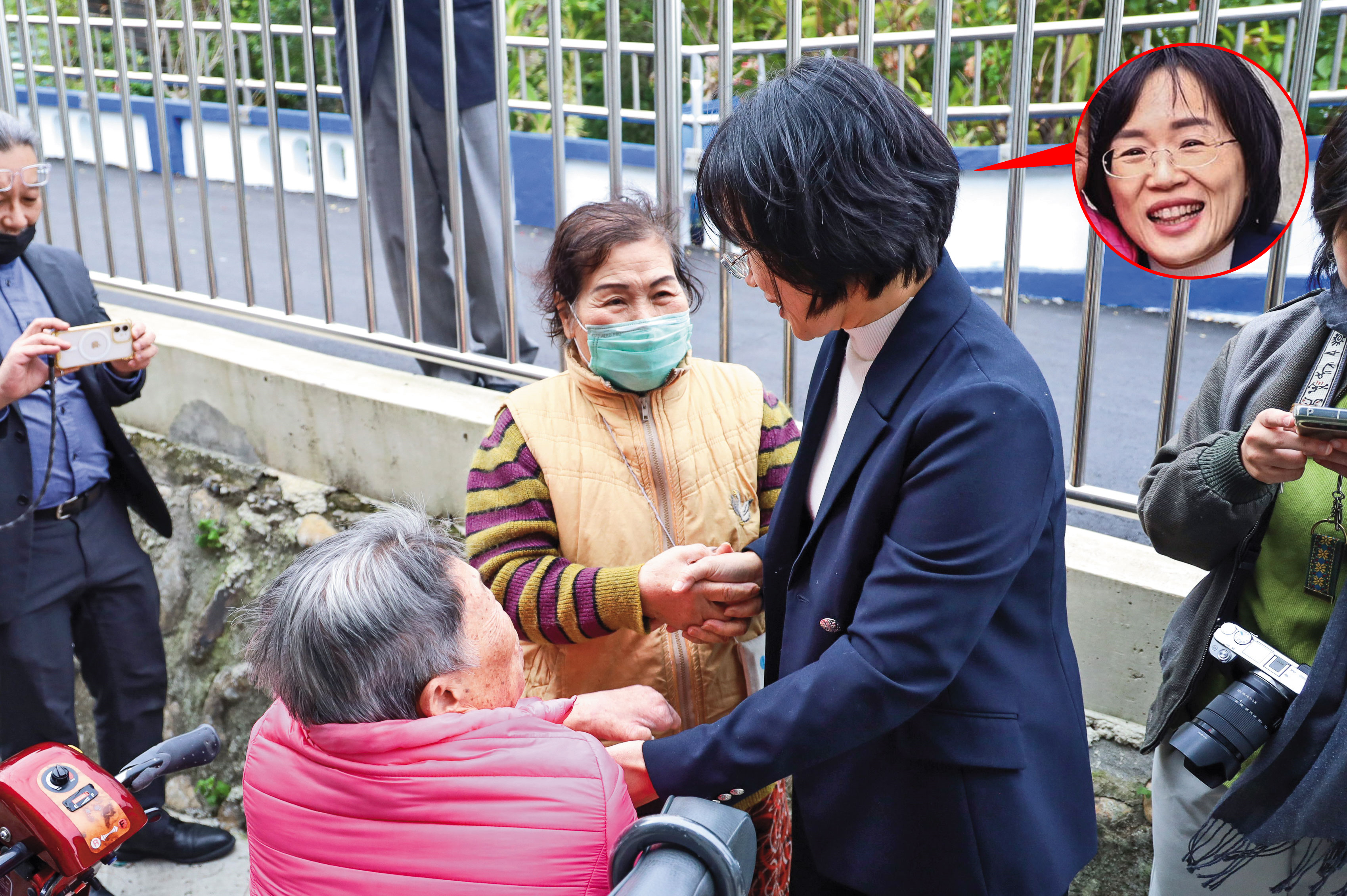 獲民進黨提名出戰新北市長的立委蘇巧慧，近日包場支持樂生紀錄片《大風之島》，更低調走訪樂生院區與院民互動。