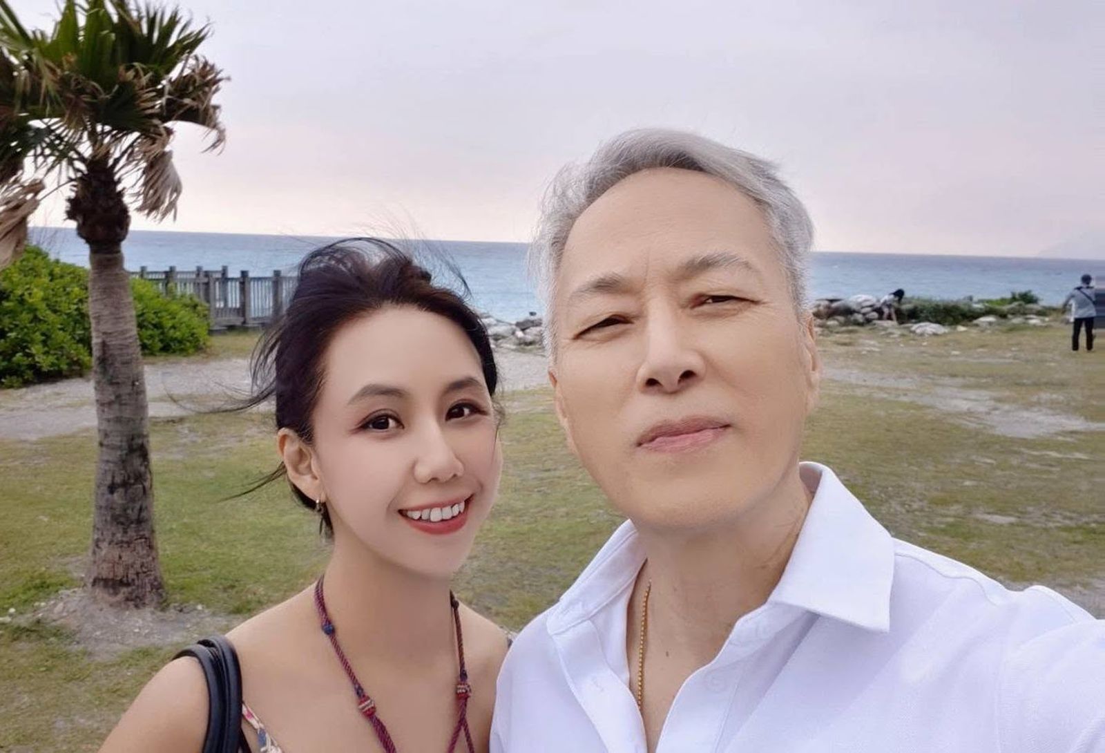 姜厚任小24歲女友爆當小三、假學歷! 友「扯郭台銘」曝交往內幕:我們又不像他