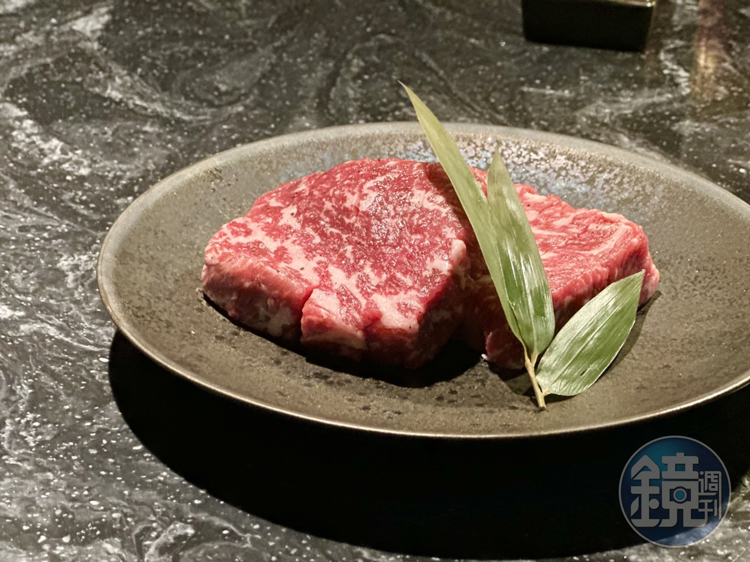 「澳洲和牛M8+肋眼心牛排」厚達3公分,有咬牛排的爽度。